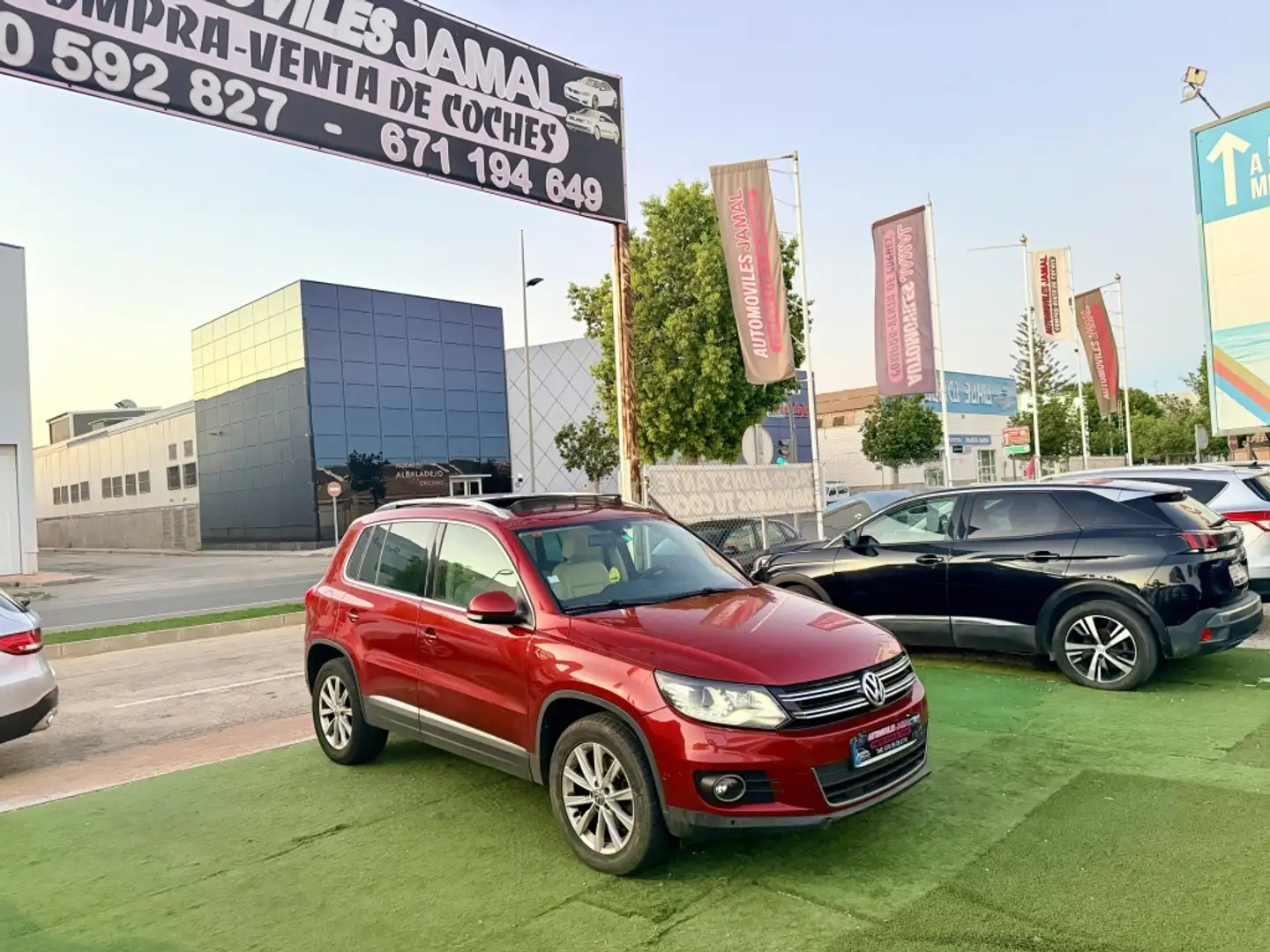 Volkswagen Tiguan 2.0TDI BMT Business 4M 140 - 1