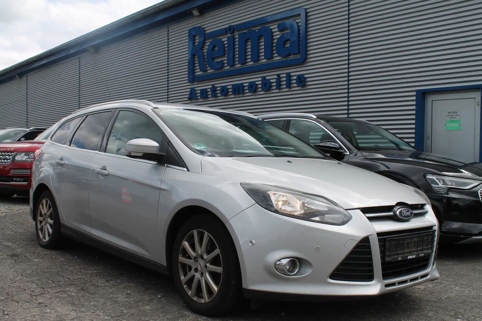 Ford Focus 2,0 Diesel Kombi Titanium, Navi, 8 x Alufelgen Срібний - 2