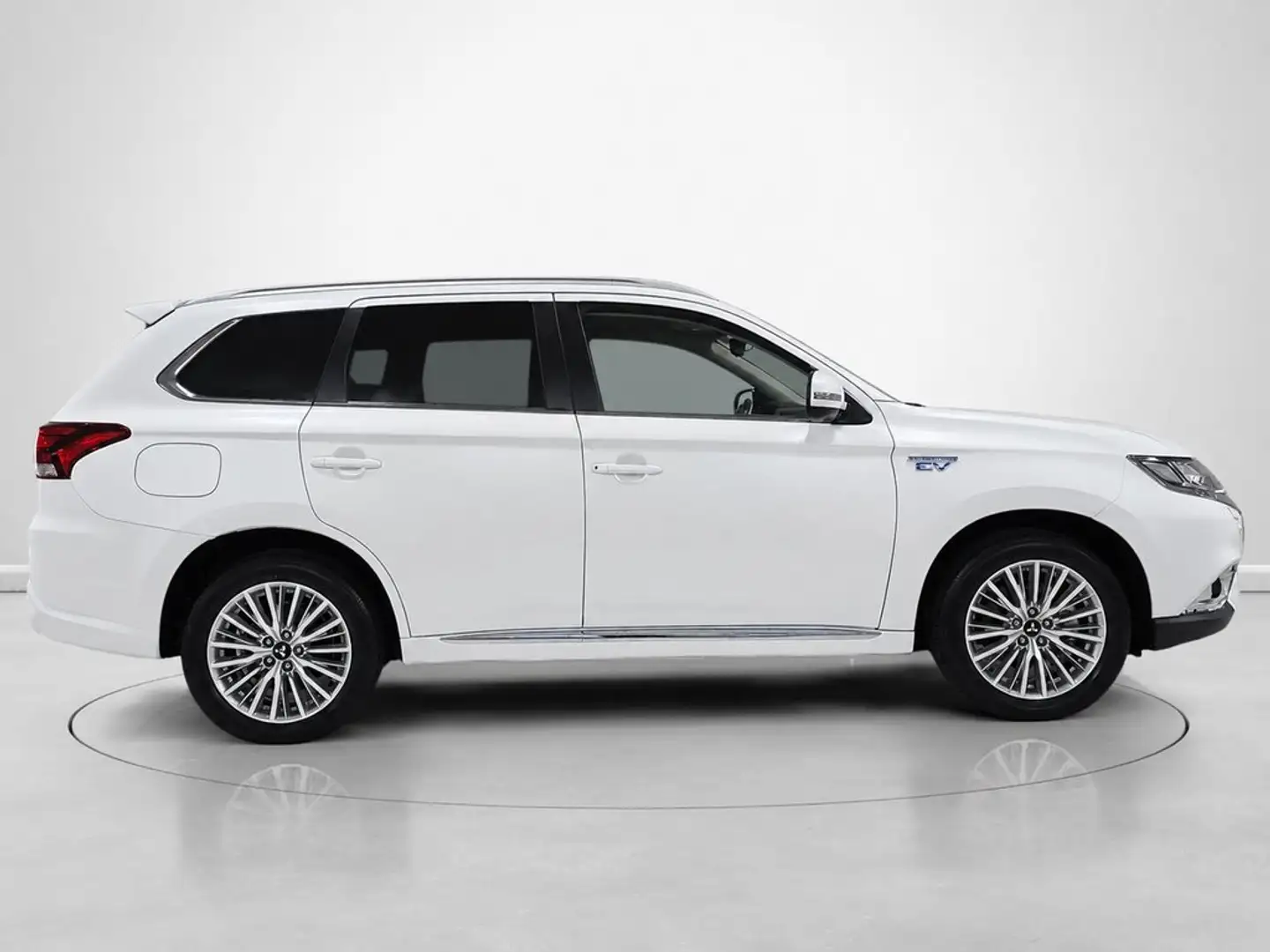 Mitsubishi Outlander PHEV Kaiteki 4WD Blanco - 2