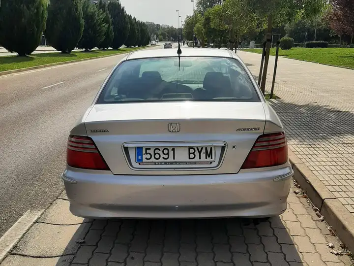 Honda Accord Sedan 1.8i LS VTEC 2002, foto 4