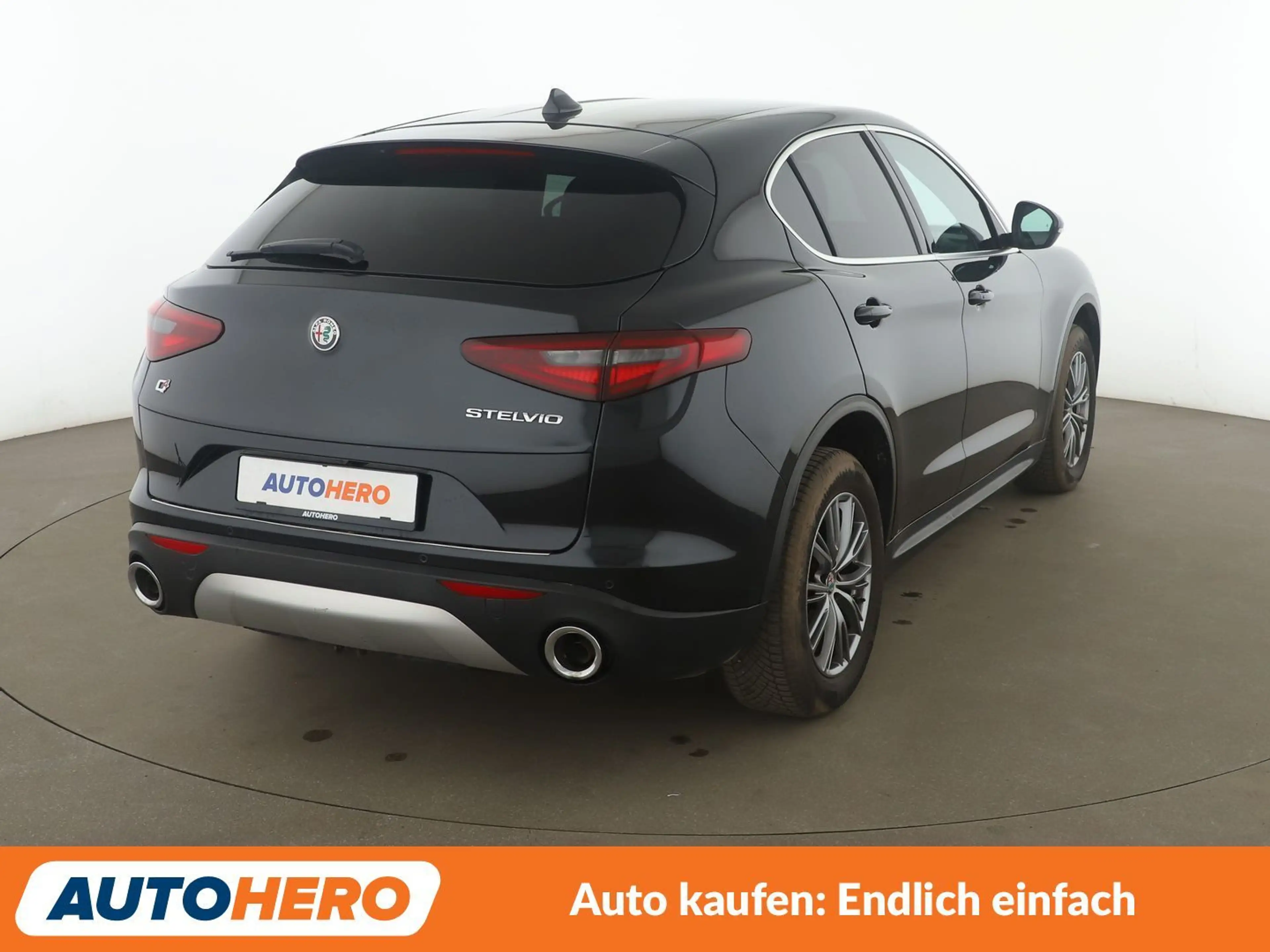 Alfa Romeo Stelvio 2.2 JTDM Super Q4 Aut.*NAV*XENON*ACC*CAM*PDC*SHZ* — photo 6