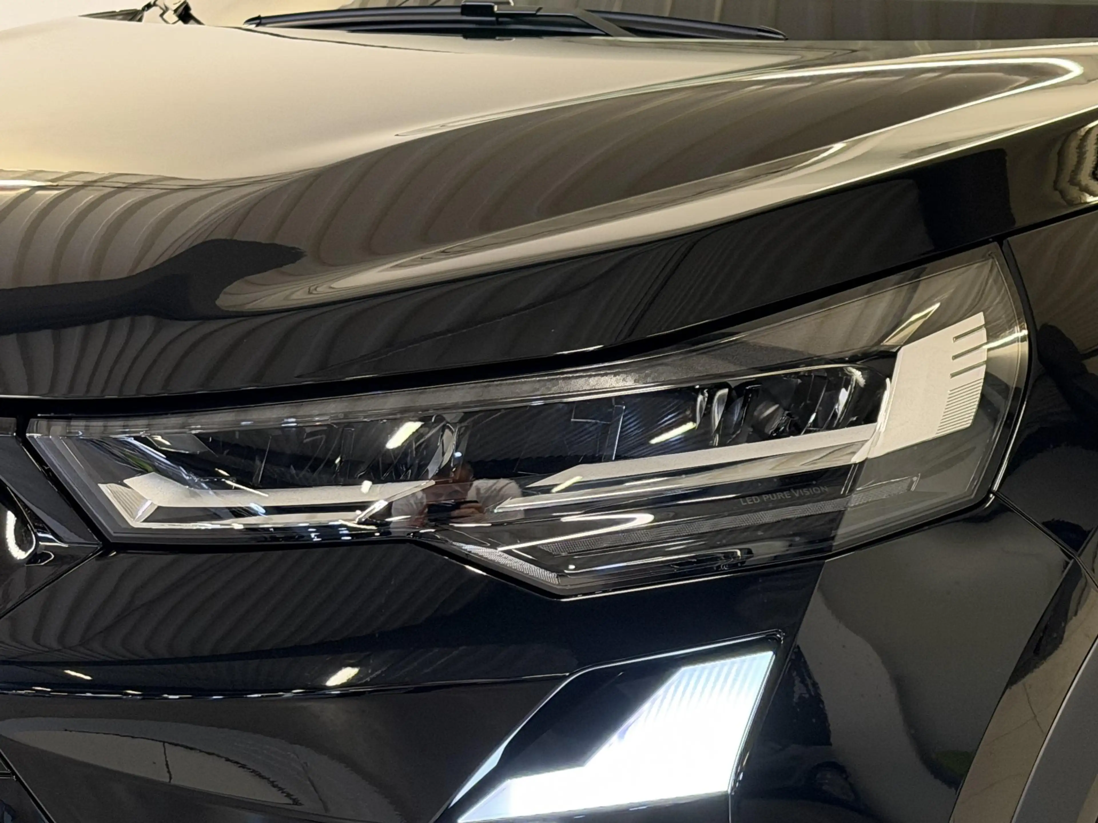 Mitsubishi Grandis 1.8 HEV Instyle | Leder | 360° camera | Panoramada — photo 26
