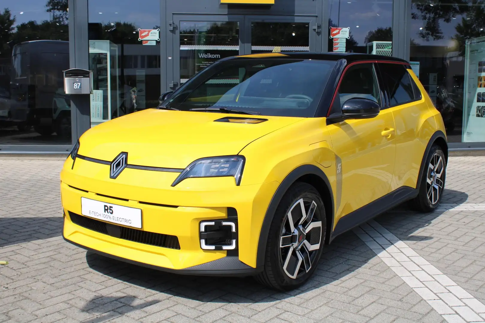 Renault R 5 urban range techno 40 kWh 120 PK | Voorraadvoordee Giallo - 2