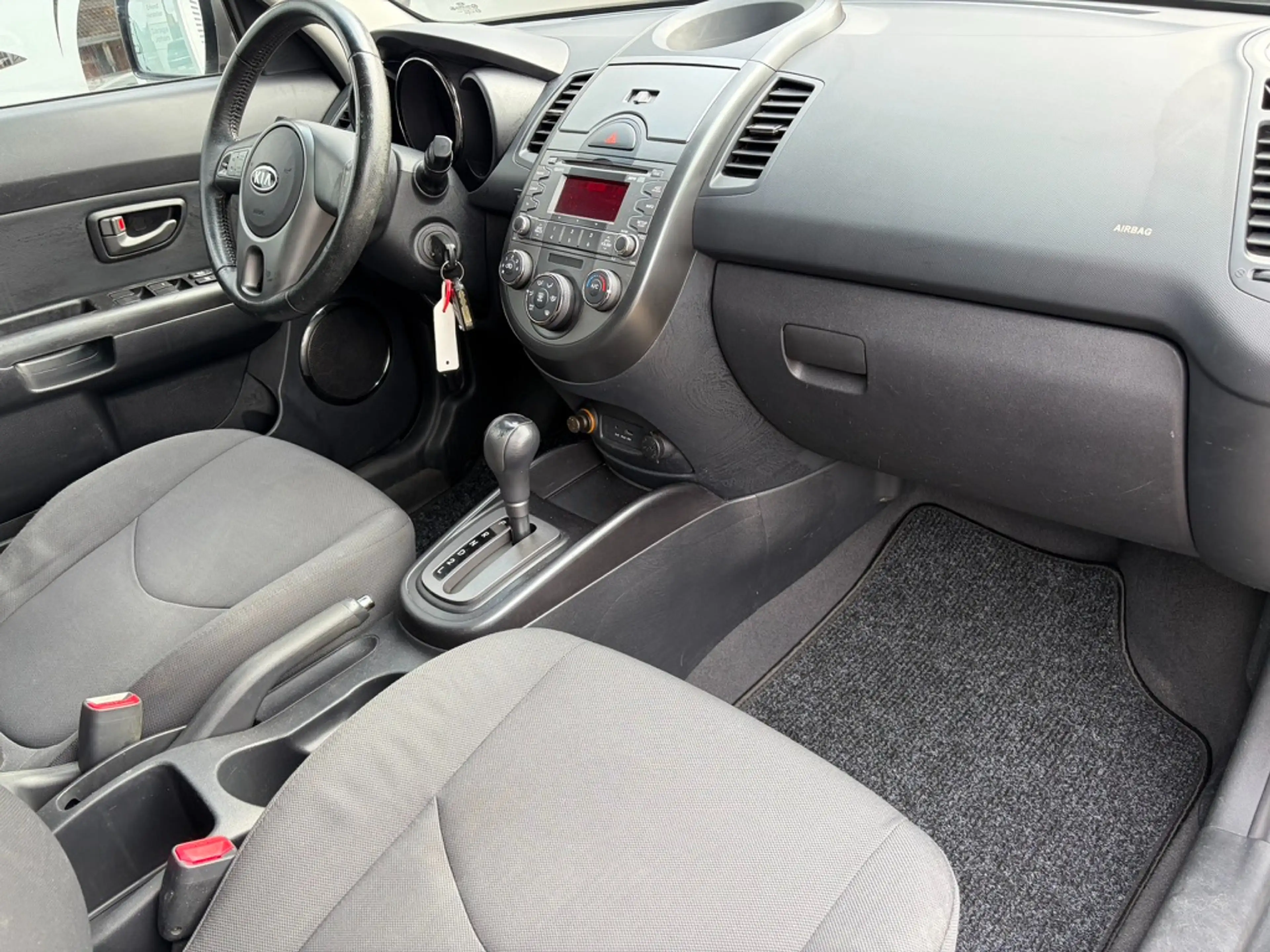 Kia Soul Soul 1.6 CRDi Play - Automaat - Airco - Garantie — photo 12