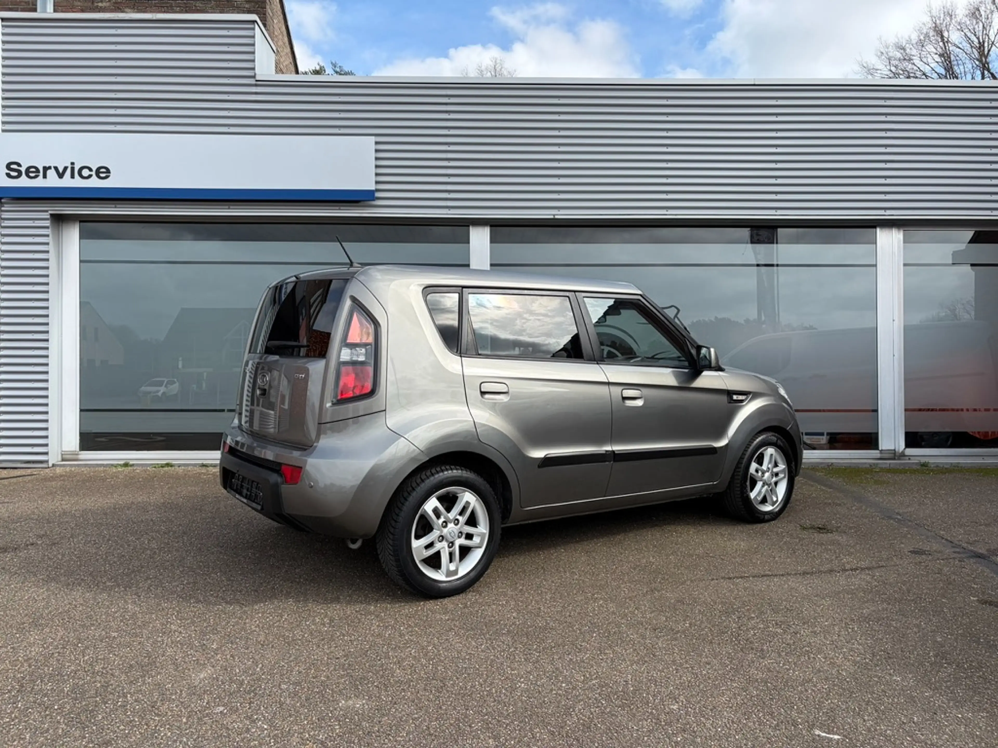 Kia Soul Soul 1.6 CRDi Play - Automaat - Airco - Garantie — photo 5