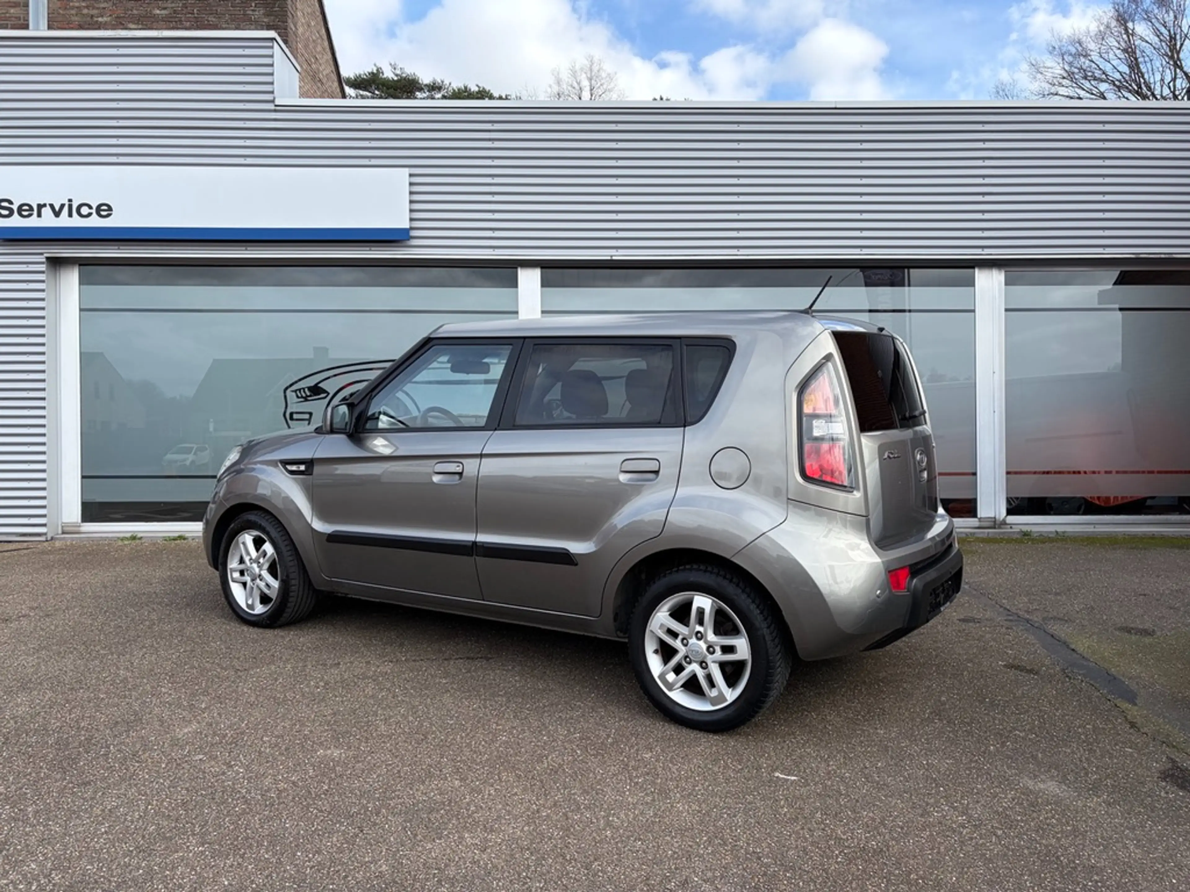 Kia Soul Soul 1.6 CRDi Play - Automaat - Airco - Garantie — photo 3