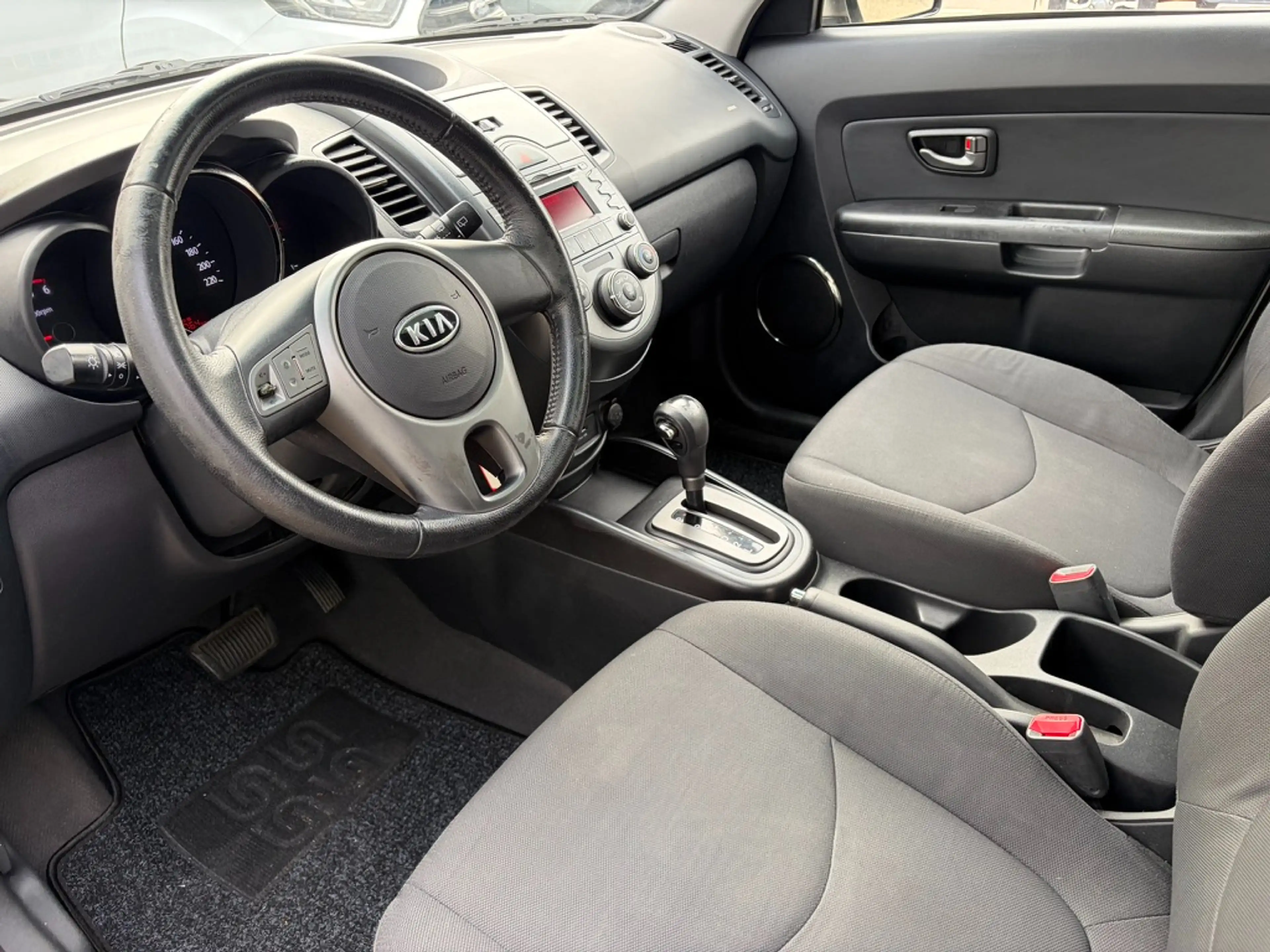 Kia Soul Soul 1.6 CRDi Play - Automaat - Airco - Garantie — photo 10