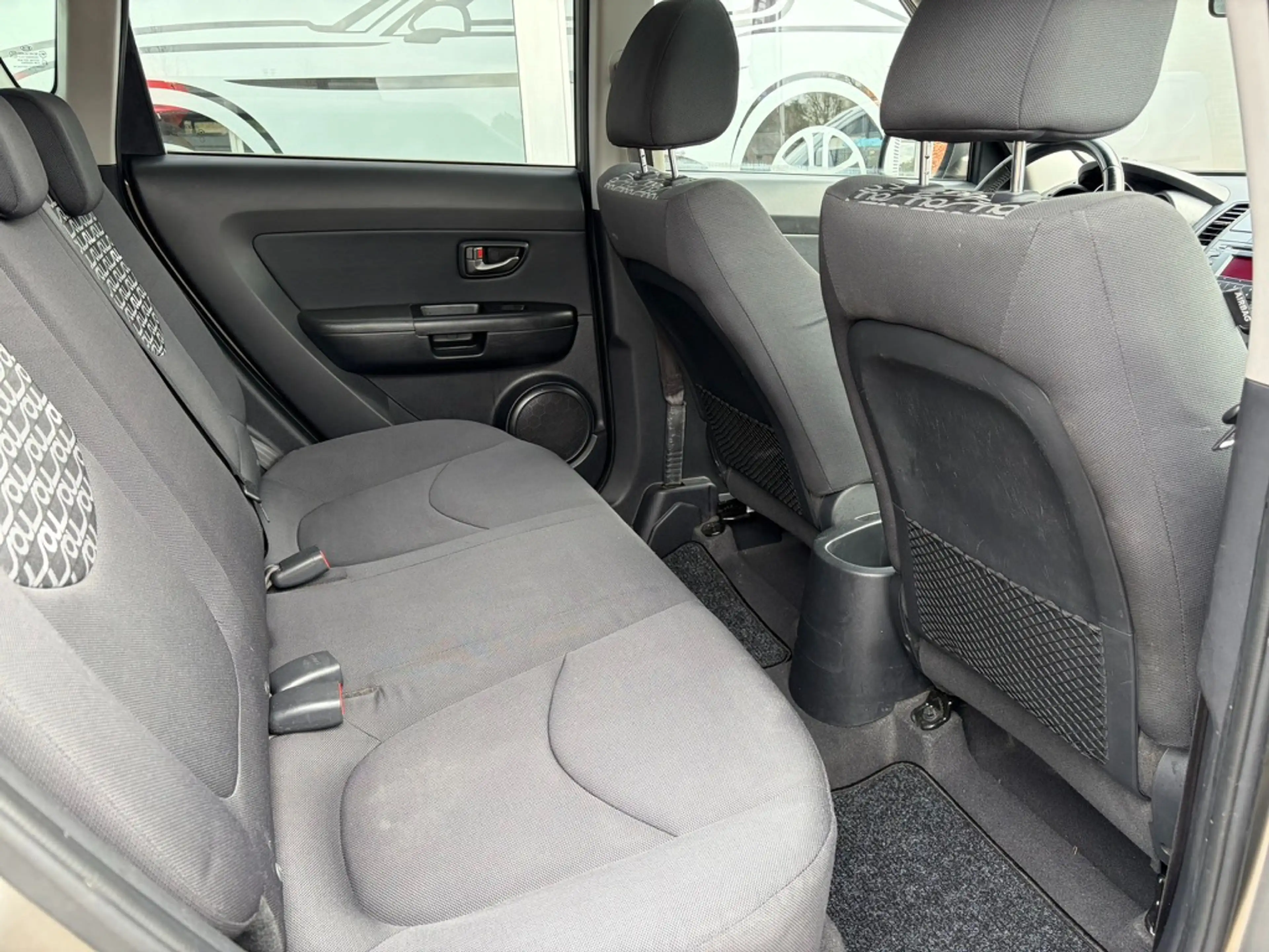 Kia Soul Soul 1.6 CRDi Play - Automaat - Airco - Garantie — photo 14