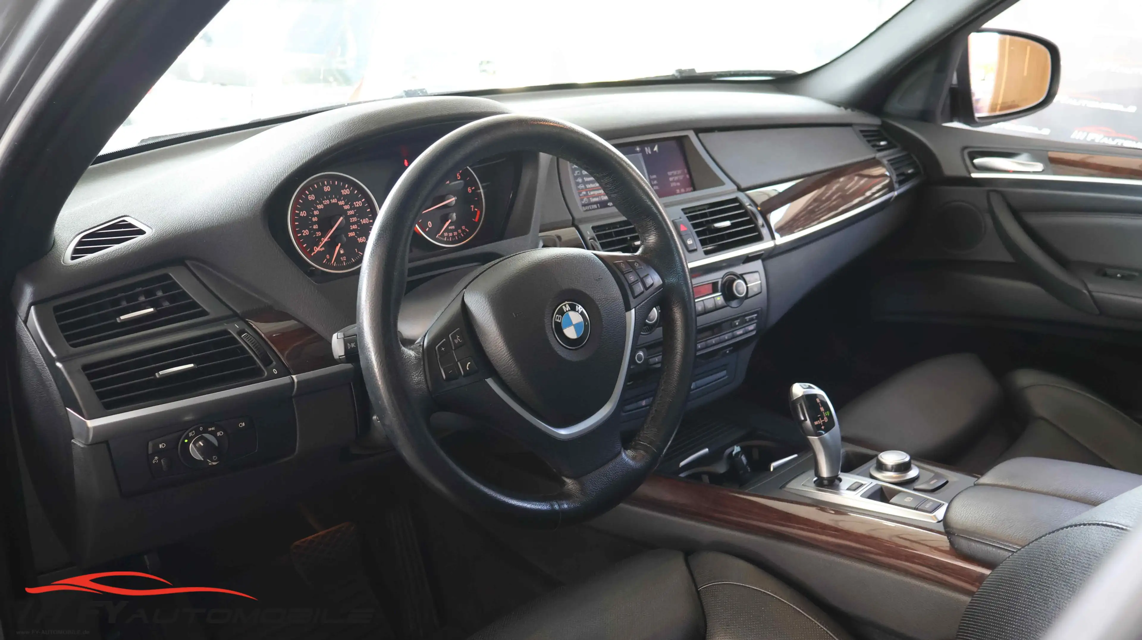 BMW X5 3.0 si 7 Sitzer* 8x Bereift* Sofort Verfügbar — photo 10