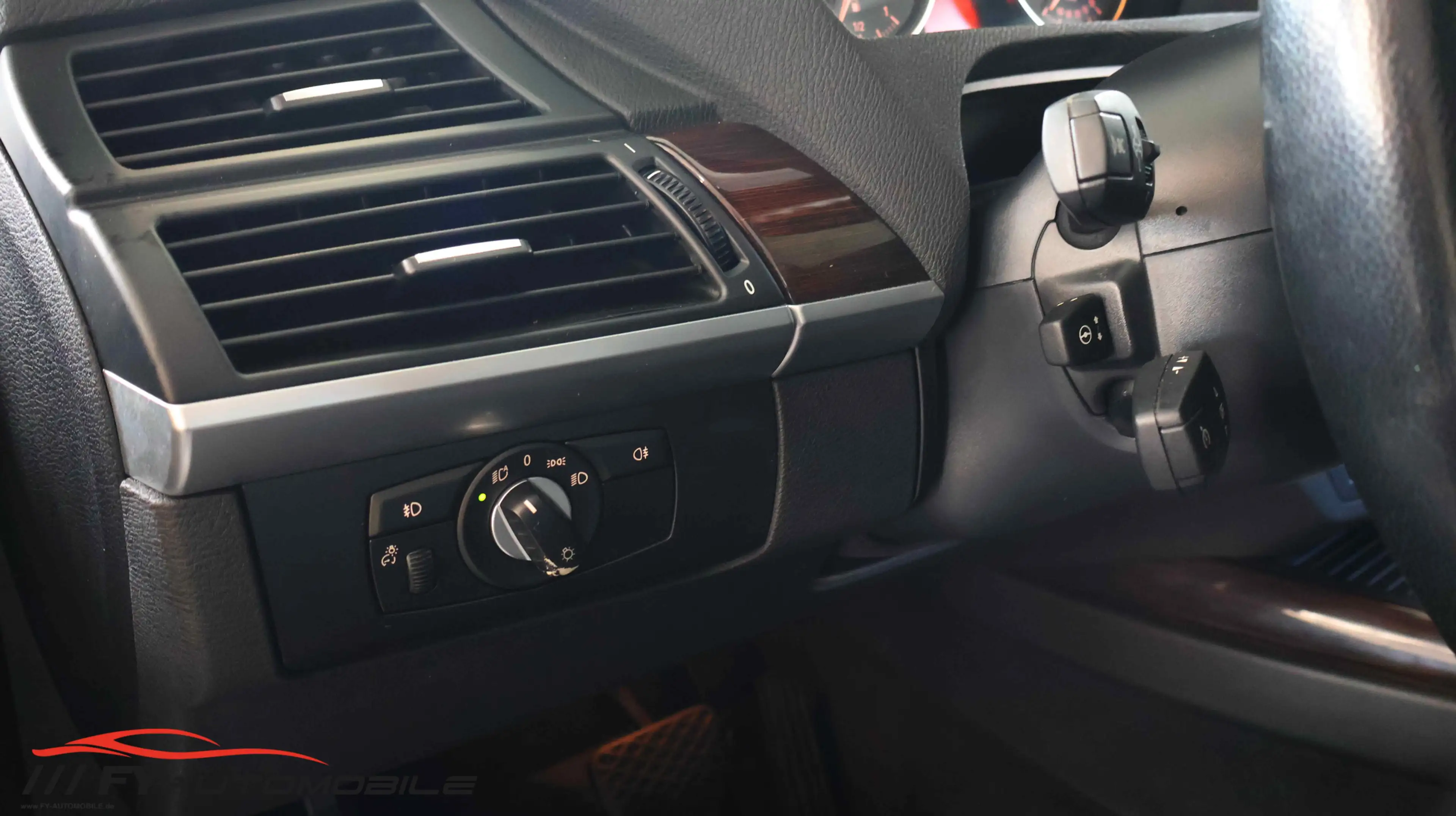 BMW X5 3.0 si 7 Sitzer* 8x Bereift* Sofort Verfügbar — photo 11