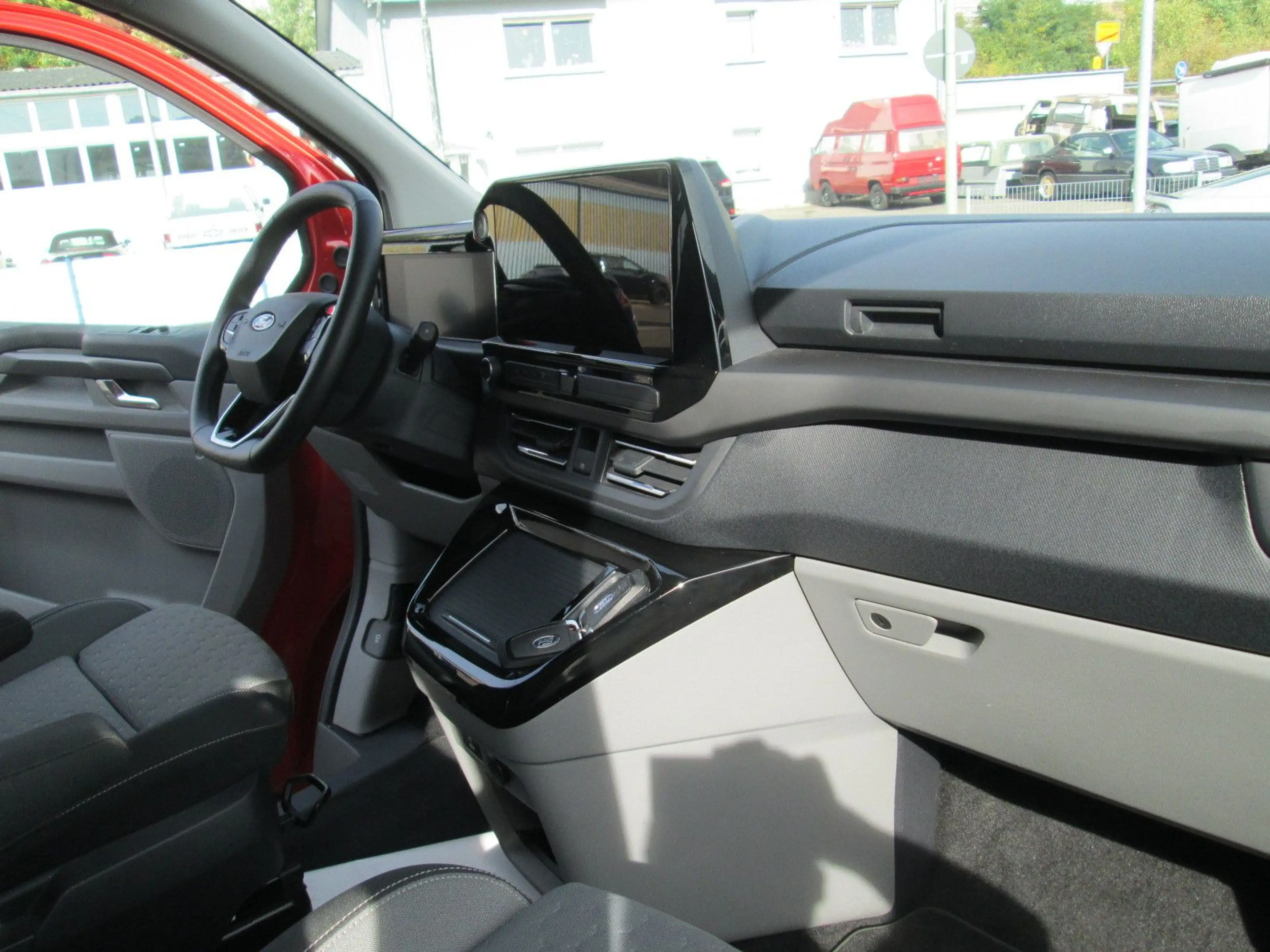 Ford Tourneo Custom Bus 320 L1 Titanium FWD AHK — photo 14