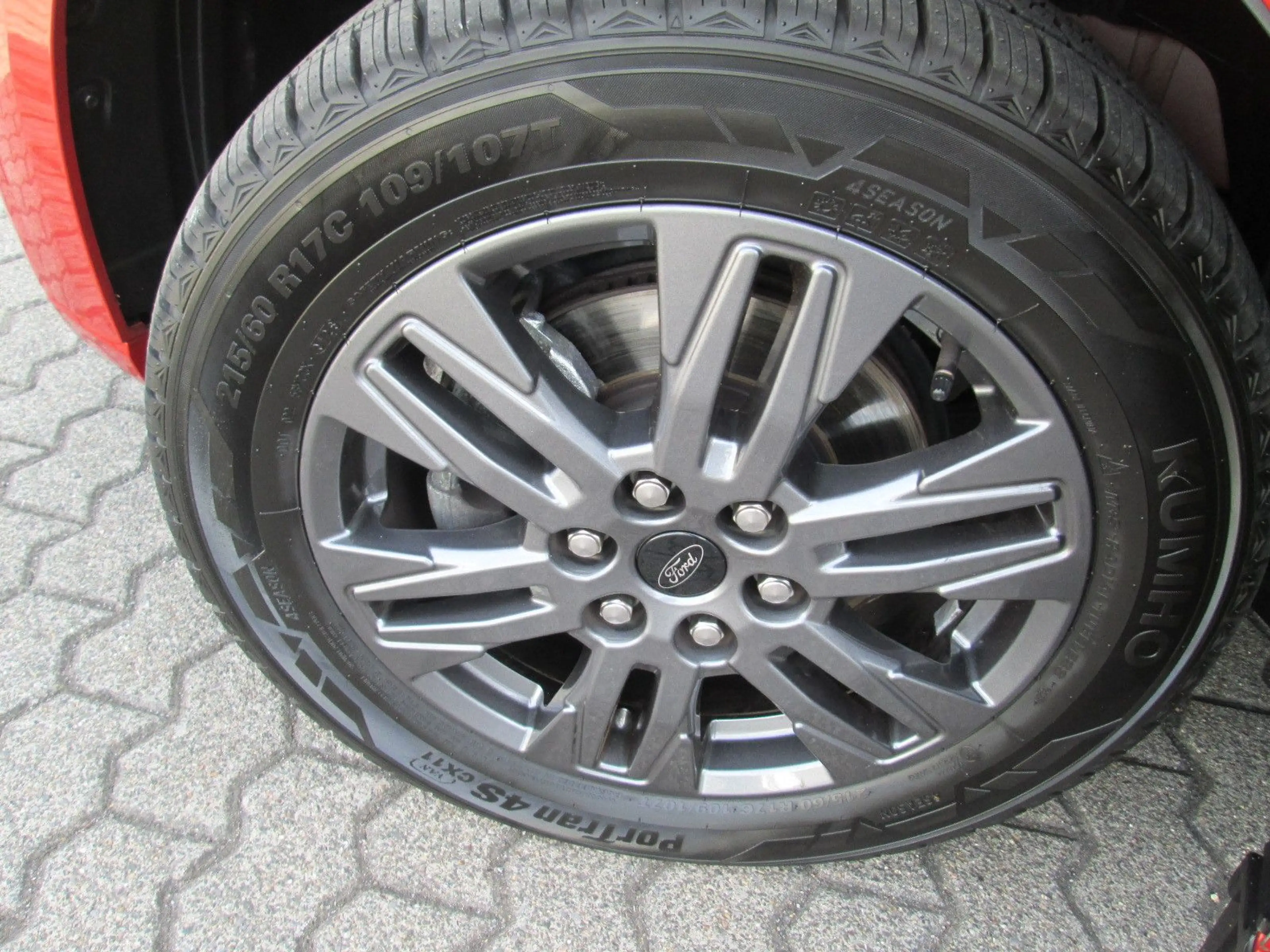 Ford Tourneo Custom Bus 320 L1 Titanium FWD AHK — photo 5