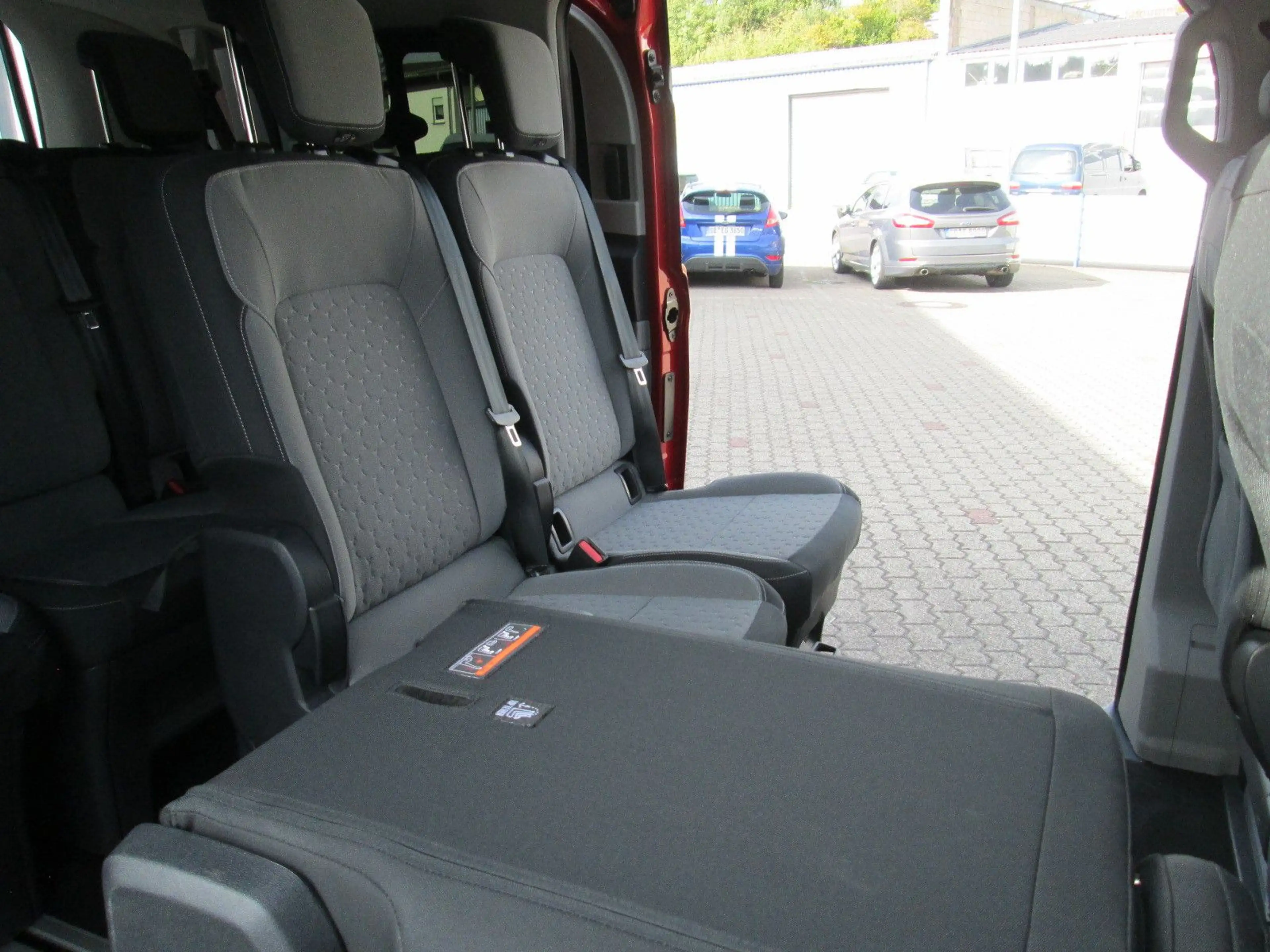 Ford Tourneo Custom Bus 320 L1 Titanium FWD AHK — photo 12