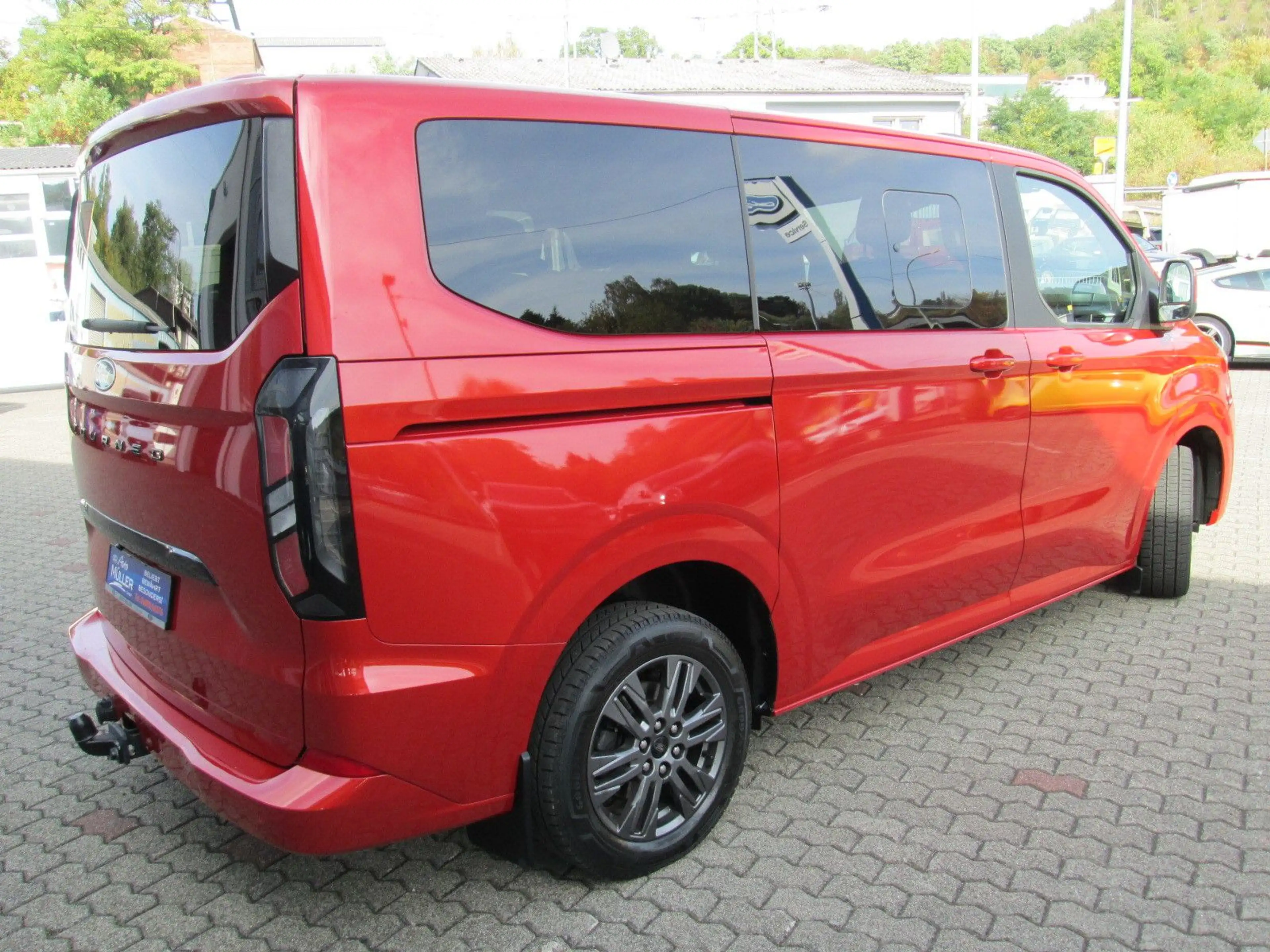 Ford Tourneo Custom Bus 320 L1 Titanium FWD AHK — photo 2