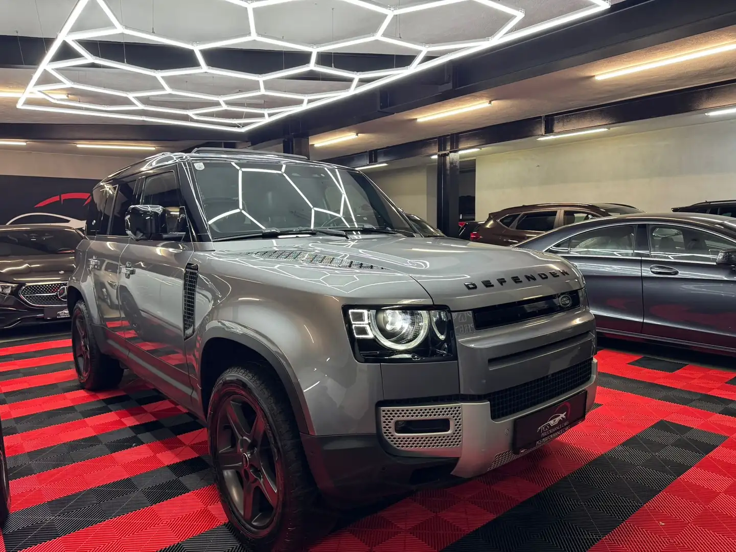 Land Rover Defender 3Liter/V6/PANO/LED Gris - 1