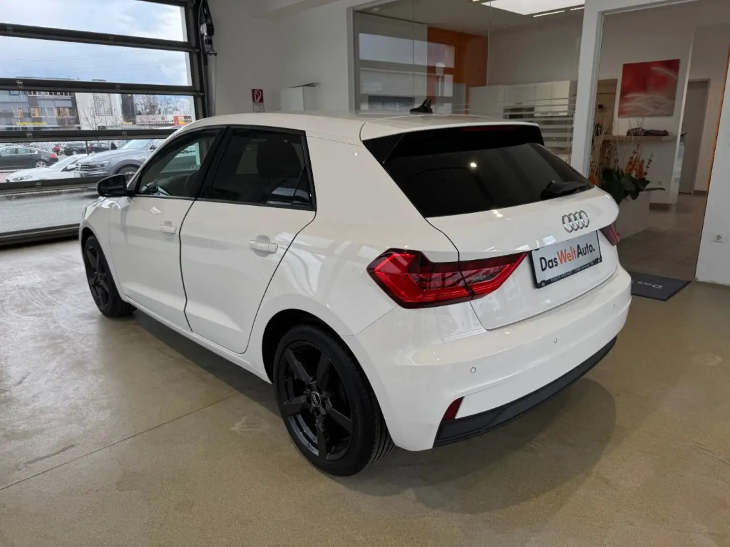 Audi A1 25 TFSI intense Weiß - 2