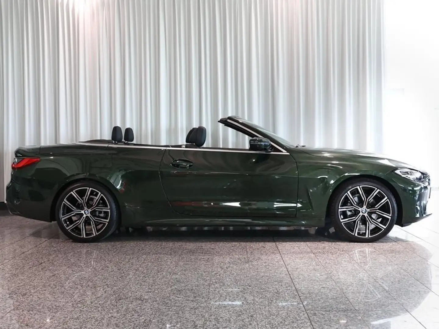 BMW 420 i Cabrio AHK HarmKar. LKHZ LivCockp.Prof. Grün - 2