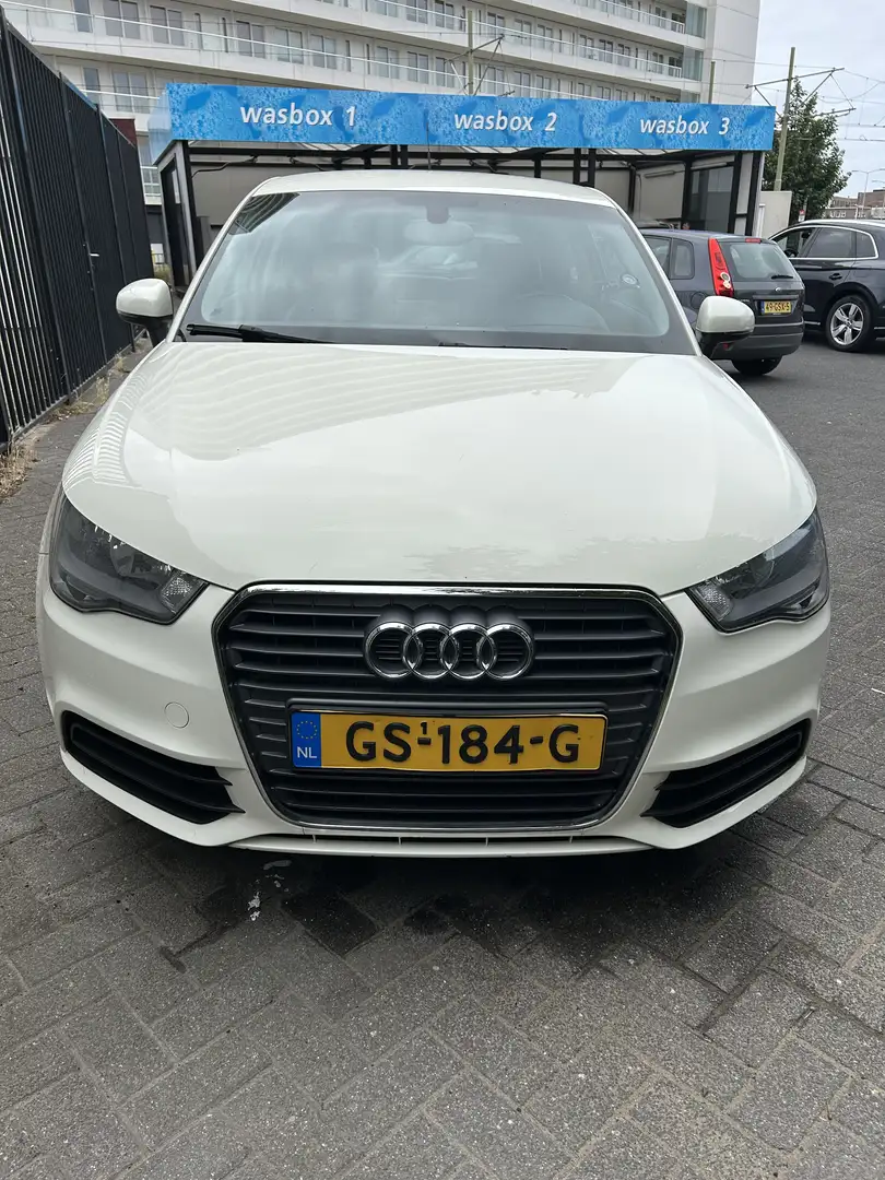 Audi A1 1.2 TFSI Attraction - 1