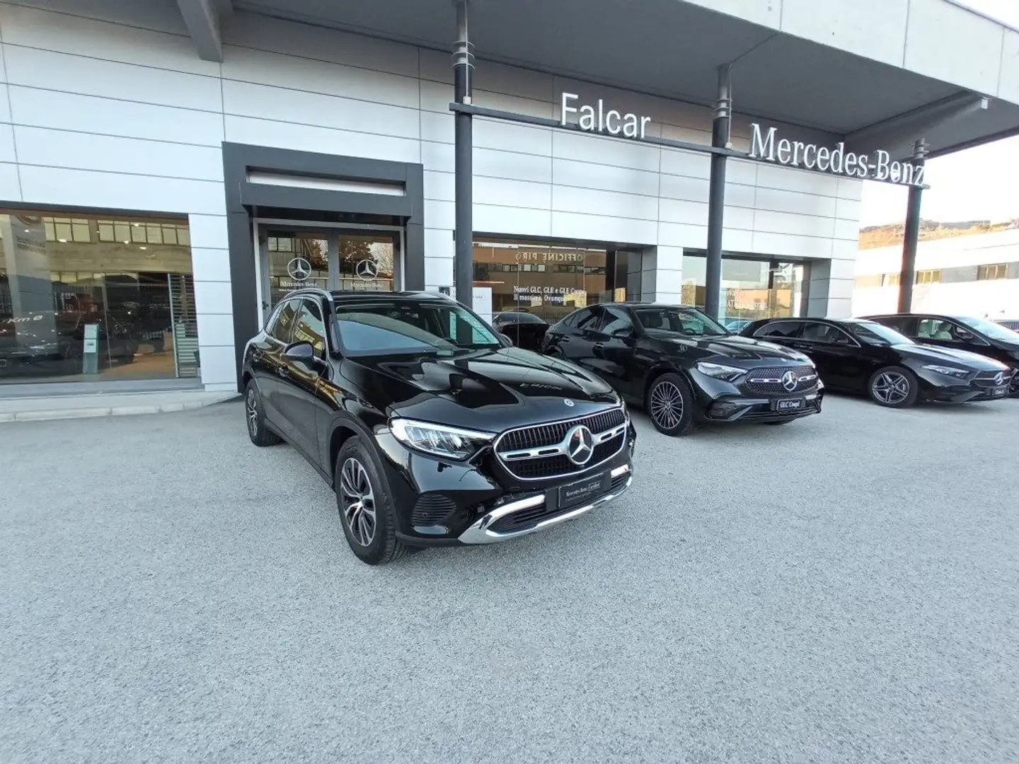 Mercedes-Benz GLC 220 d 4Matic Mild Hybrid Advanced Schwarz - 1