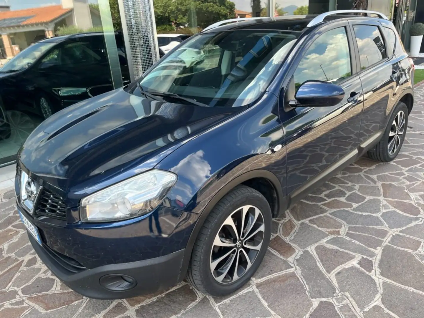 Nissan Qashqai 2.0 dCi N-TEC 4X4 150CV AUTOMATICA Modrá - 1