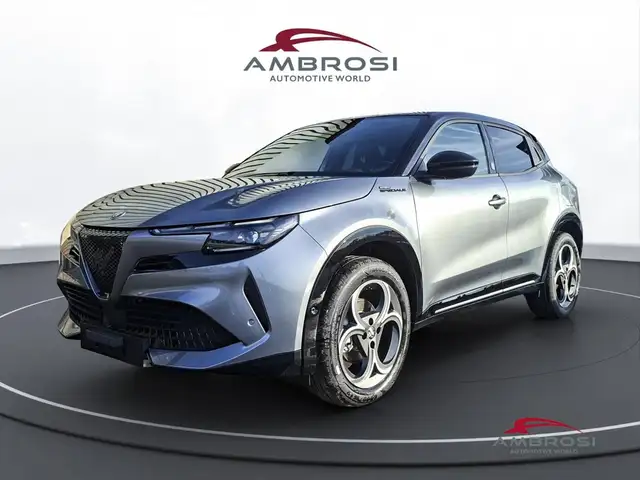 Alfa Romeo Junior ibrida Edizione Milano Cortina 2026 1.2 145CV Hybrid Edct6