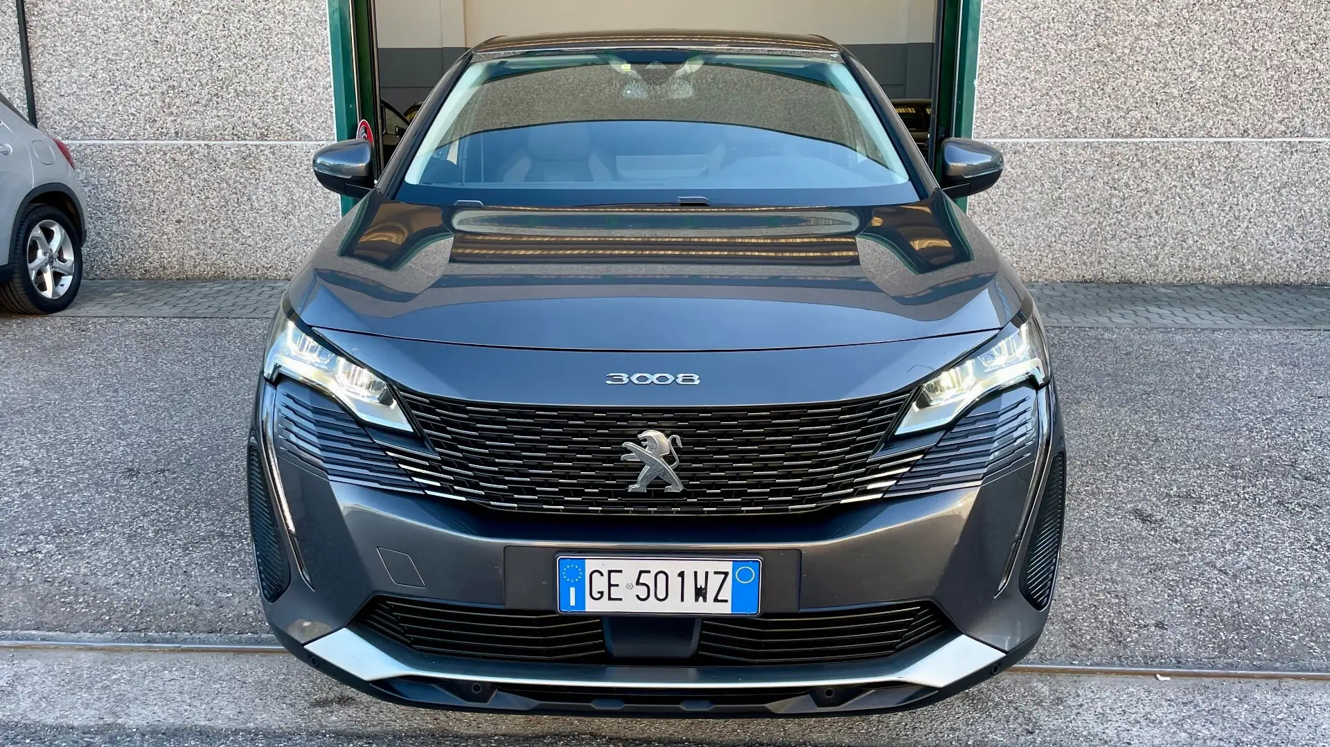 Peugeot 3008 PEUGEOT 3008 1.5 BLUEHDI ALLURE 131CV - FULL LED, Gris - 2