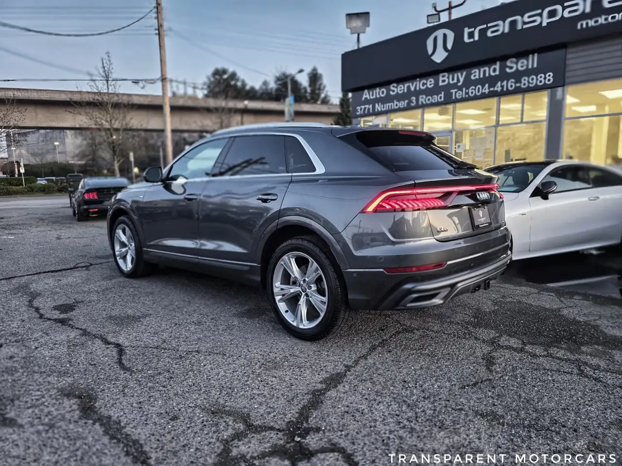 Audi Q8 снимка Audi Q8