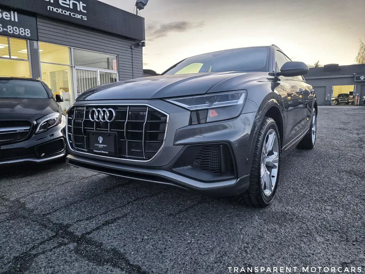 Audi Q8 снимка Audi Q8
