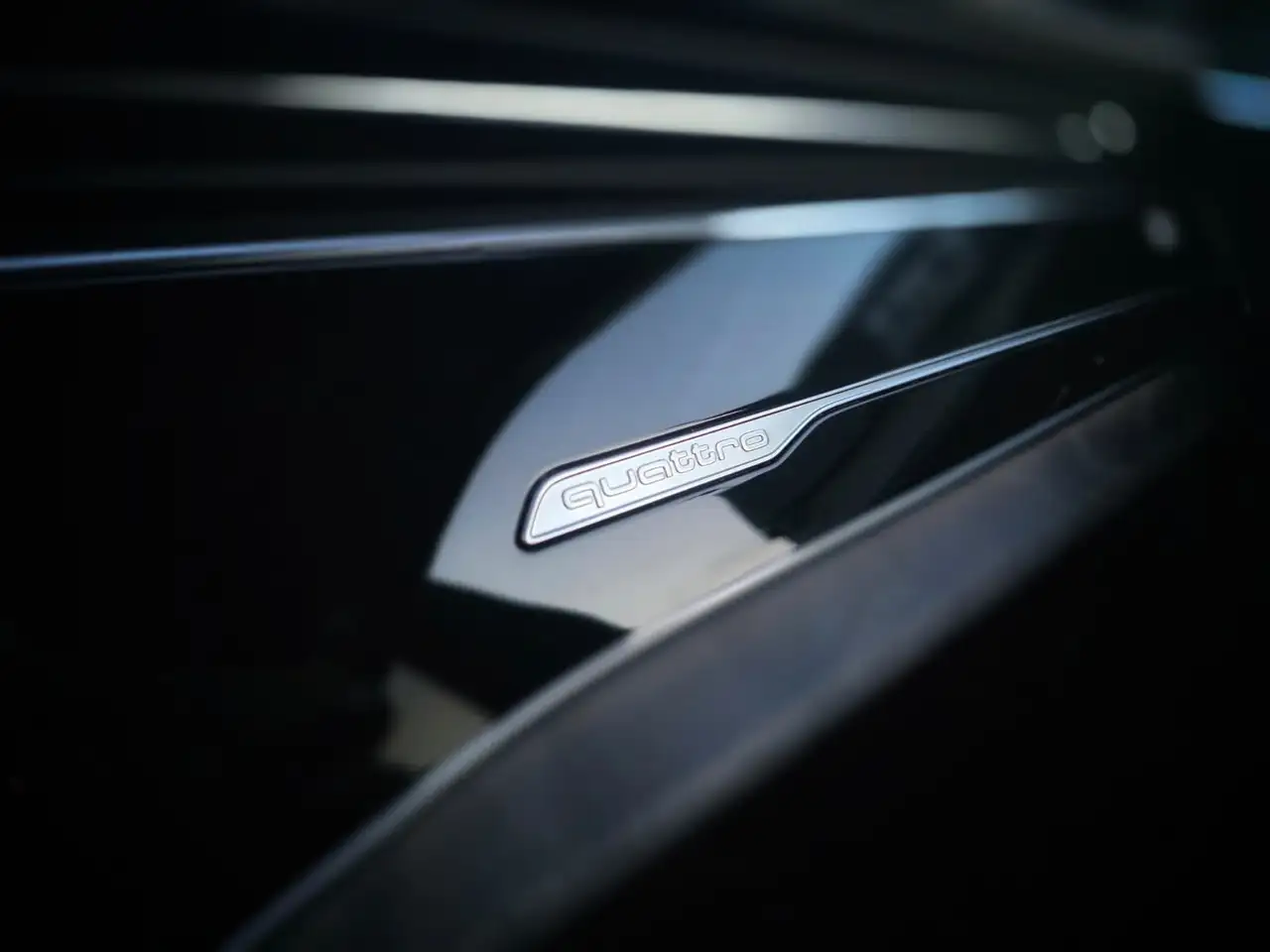 Audi Q8 снимка Audi Q8