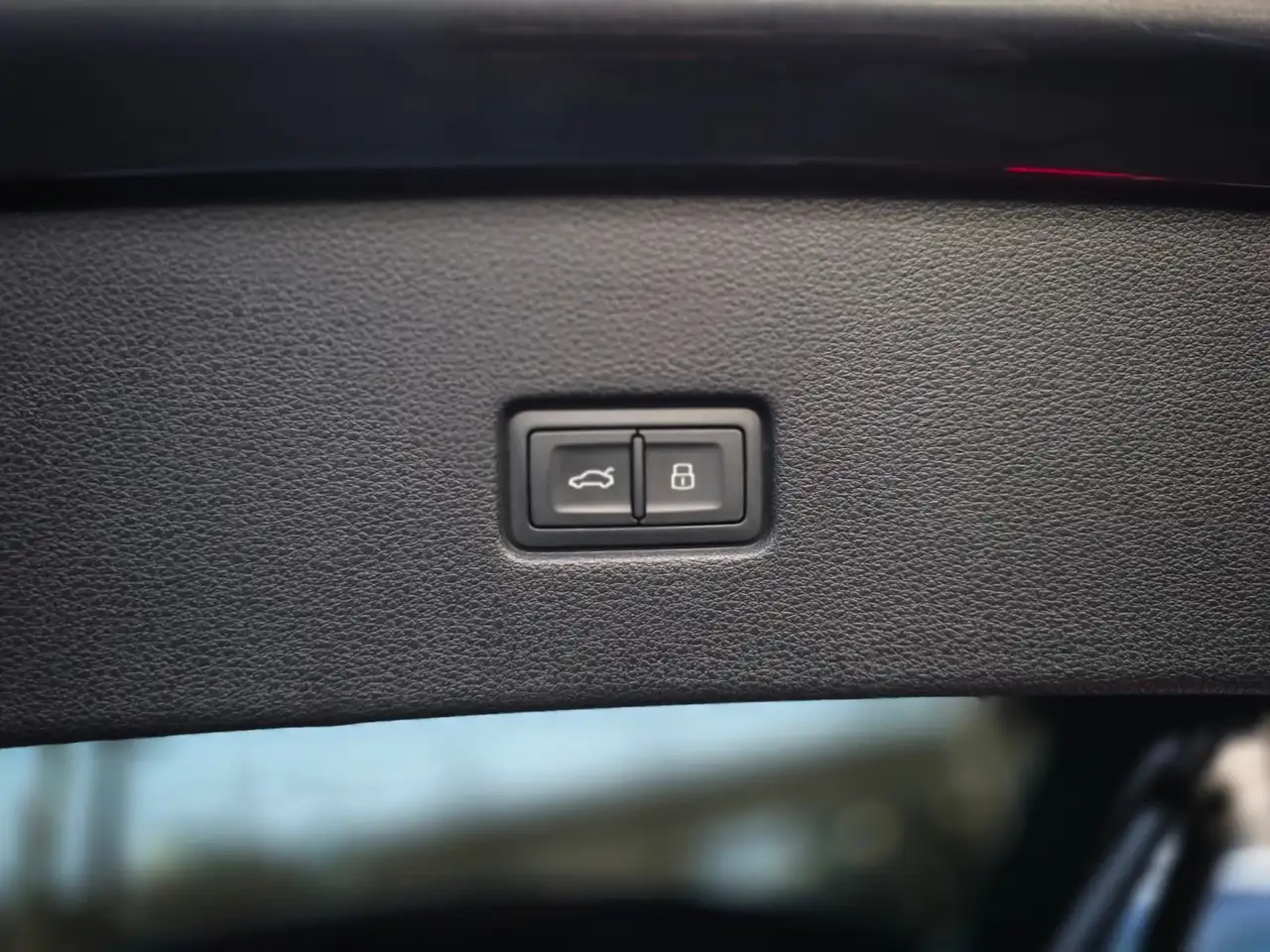 Audi Q8 снимка Audi Q8