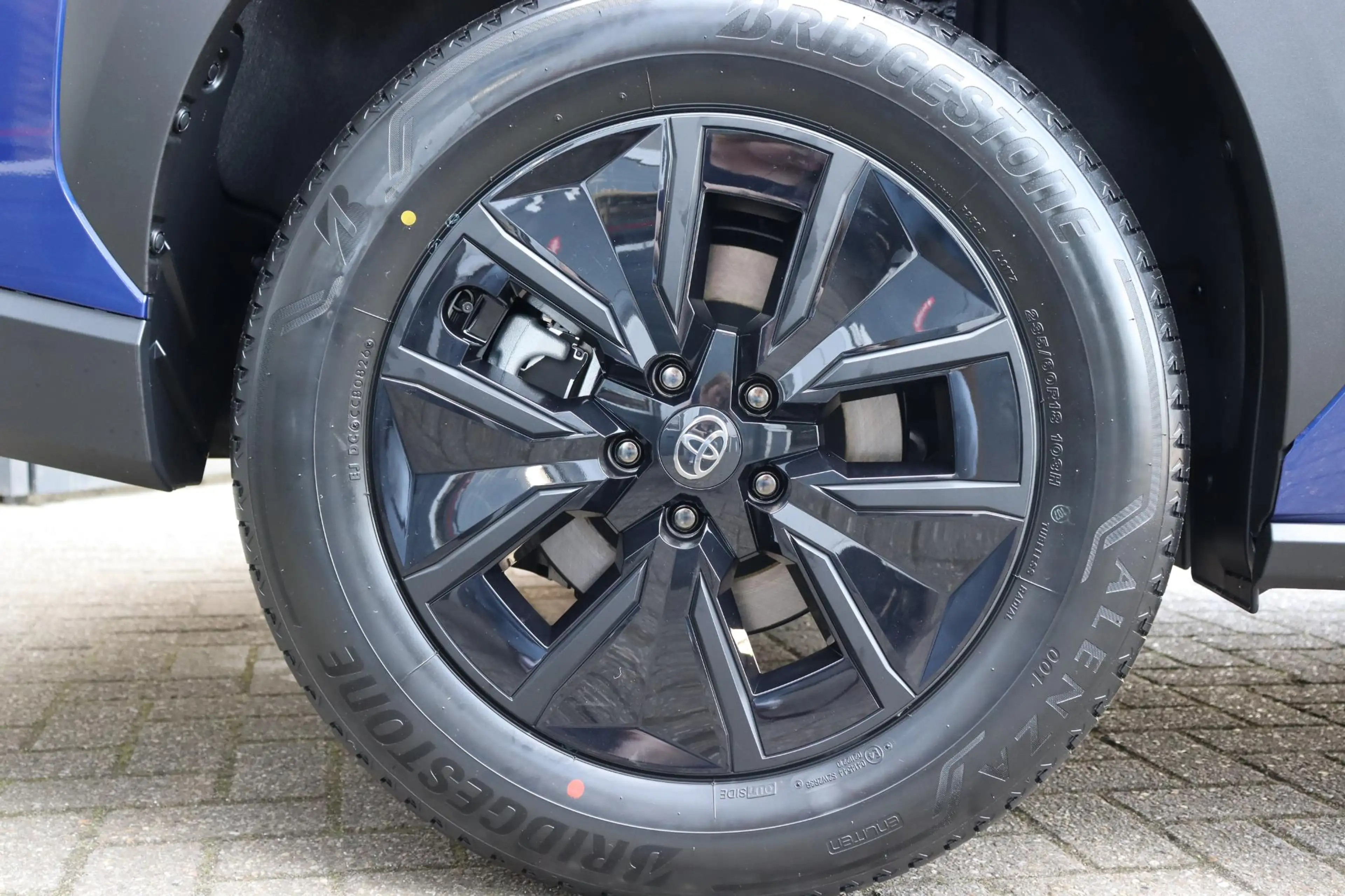 Toyota bZ4X Touring Dynamic Limited Edition 75 kWh , Direct le — photo 3
