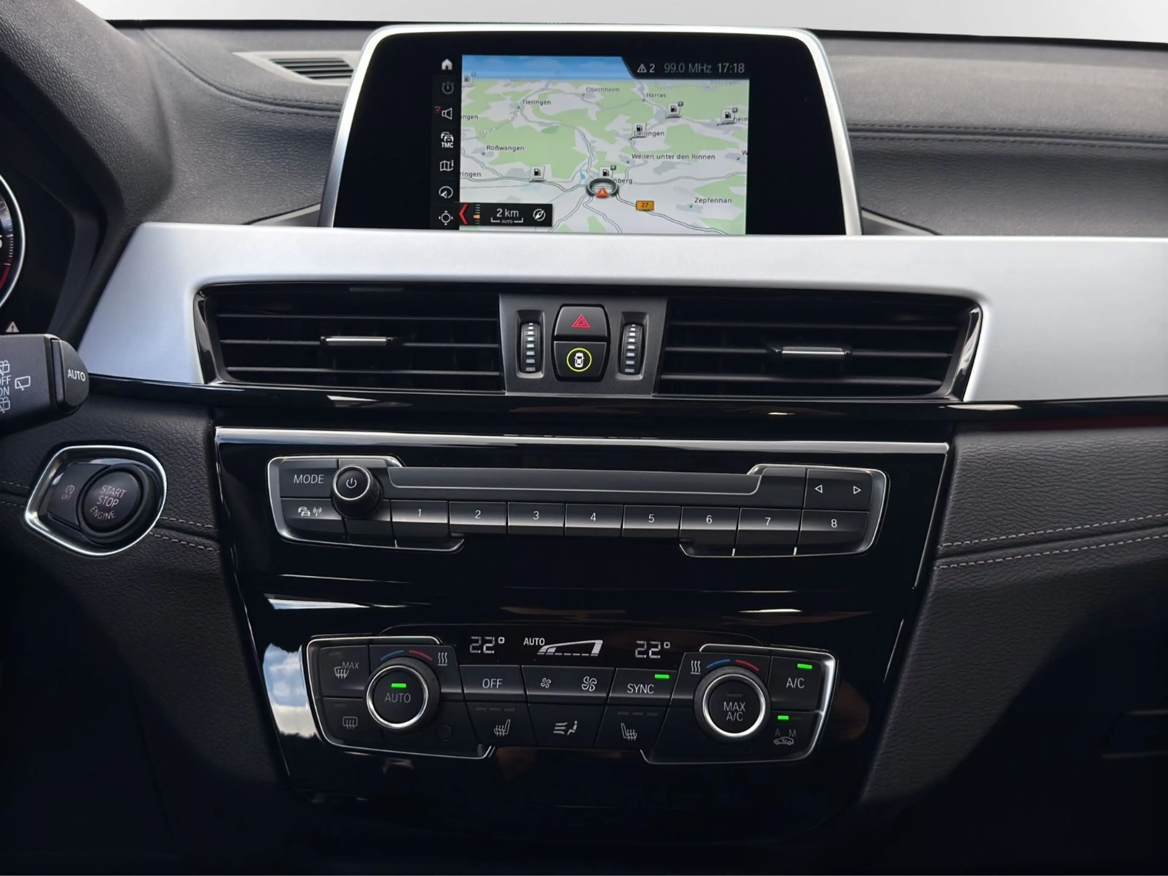 BMW X2 xDrive 20d Aut. Advantage *1.HAND*AHK*LED*TOP — photo 15