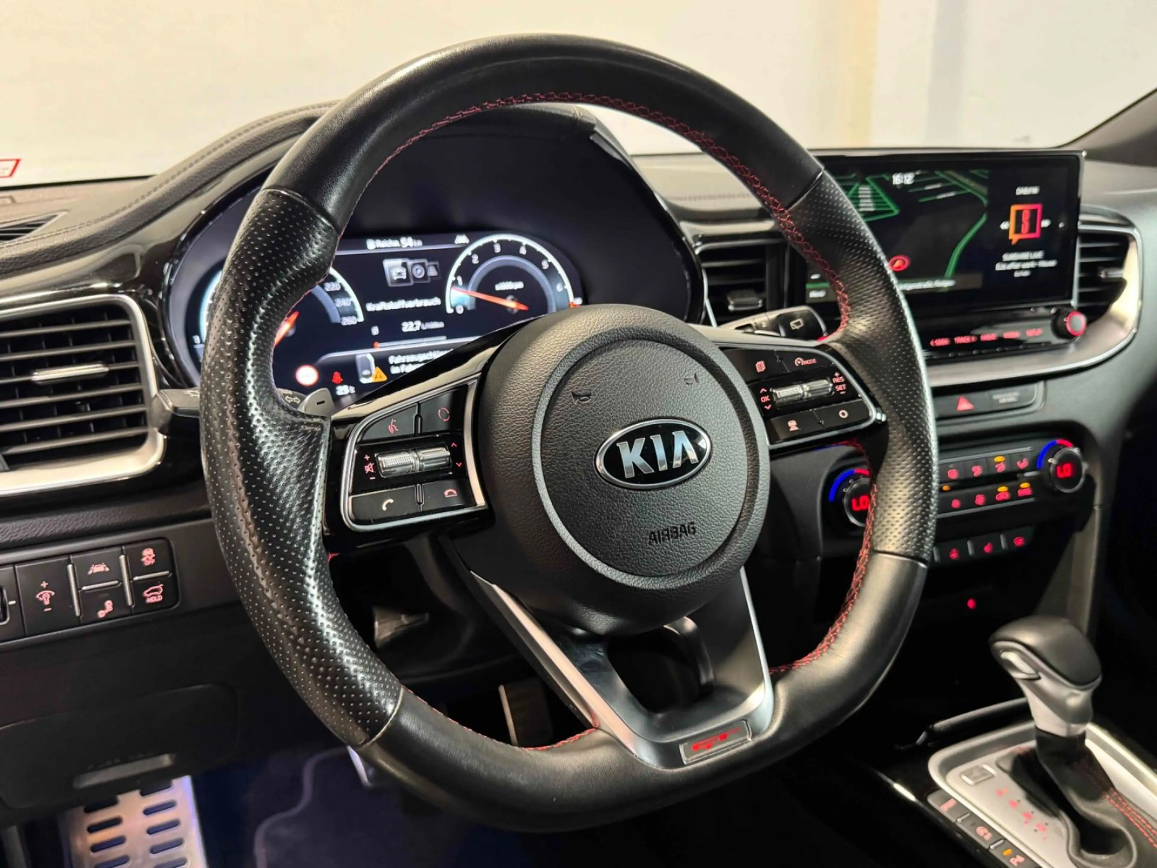 Kia ProCeed / pro_cee'd ProCeed GT *PANO*ACC*SOUND-SYSTEM* — photo 10