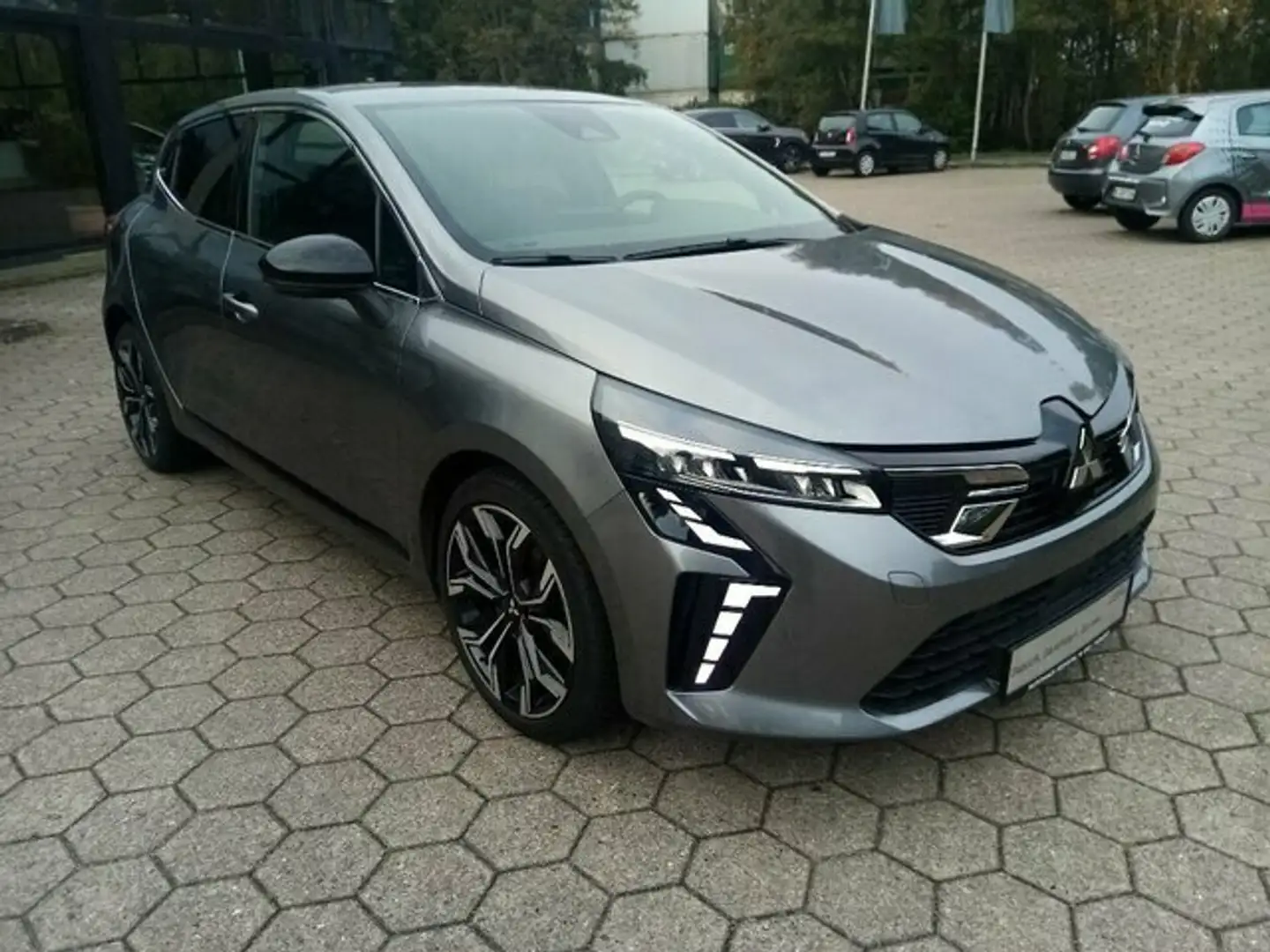 Mitsubishi Colt Intro Edition 1.0 T-Benziner 6-Gang Grau - 2