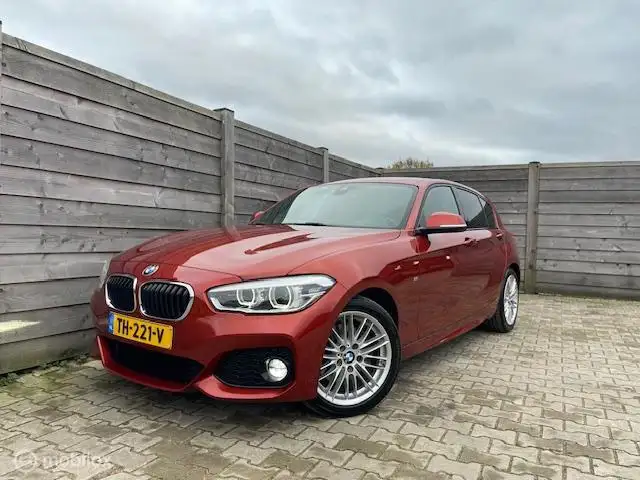 BMW 125 1-serie 125i Edition M Sport Shadow High Executive