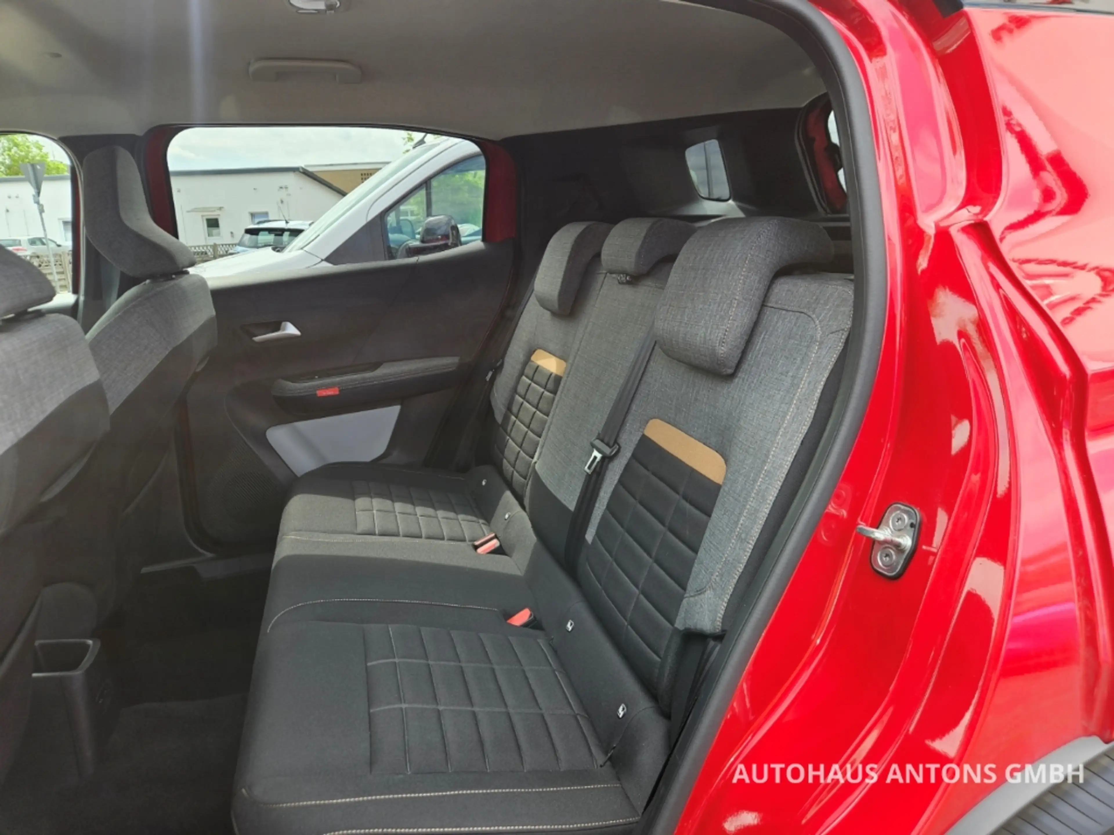 Citroen C3 Aircross PureTech 100 PLUS EU6e — photo 7