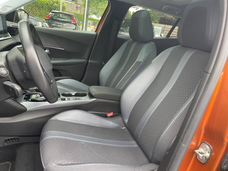Peugeot e-2008 Peugeot e-2008 50 kWh Allure | 69.900 km | 12 Maanden Garantie — photo 9