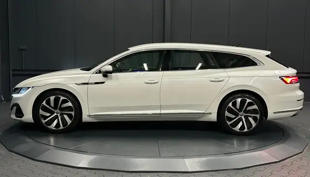 Volkswagen Arteon view 2