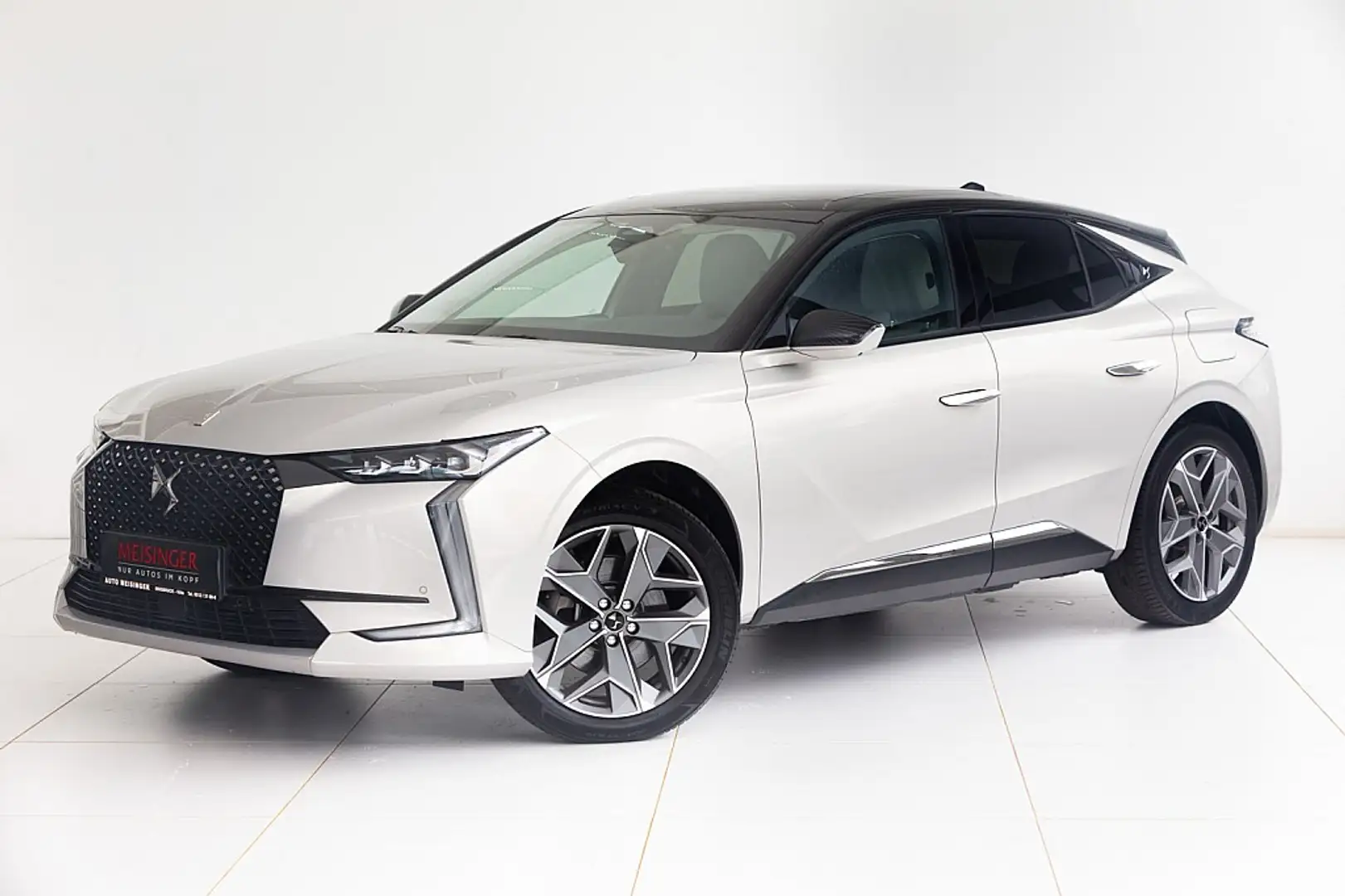 DS Automobiles DS 4 E-Tense 225 PHEV Collection ESPRIT DE VOYAGE Plateado - 1