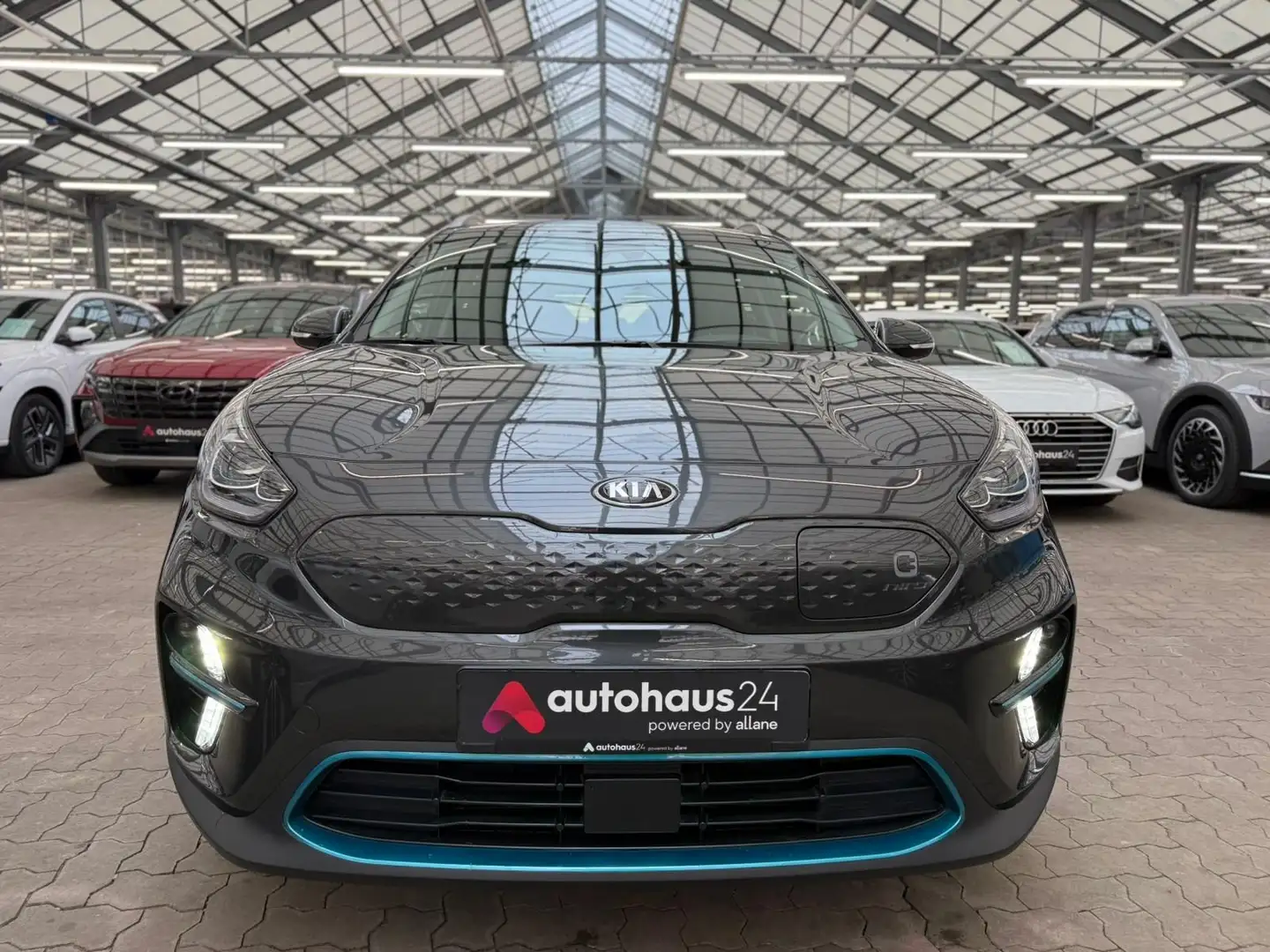 Kia e-Niro Vision  64 kWh Kamera|PDC|Sitzhzg Grau - 2