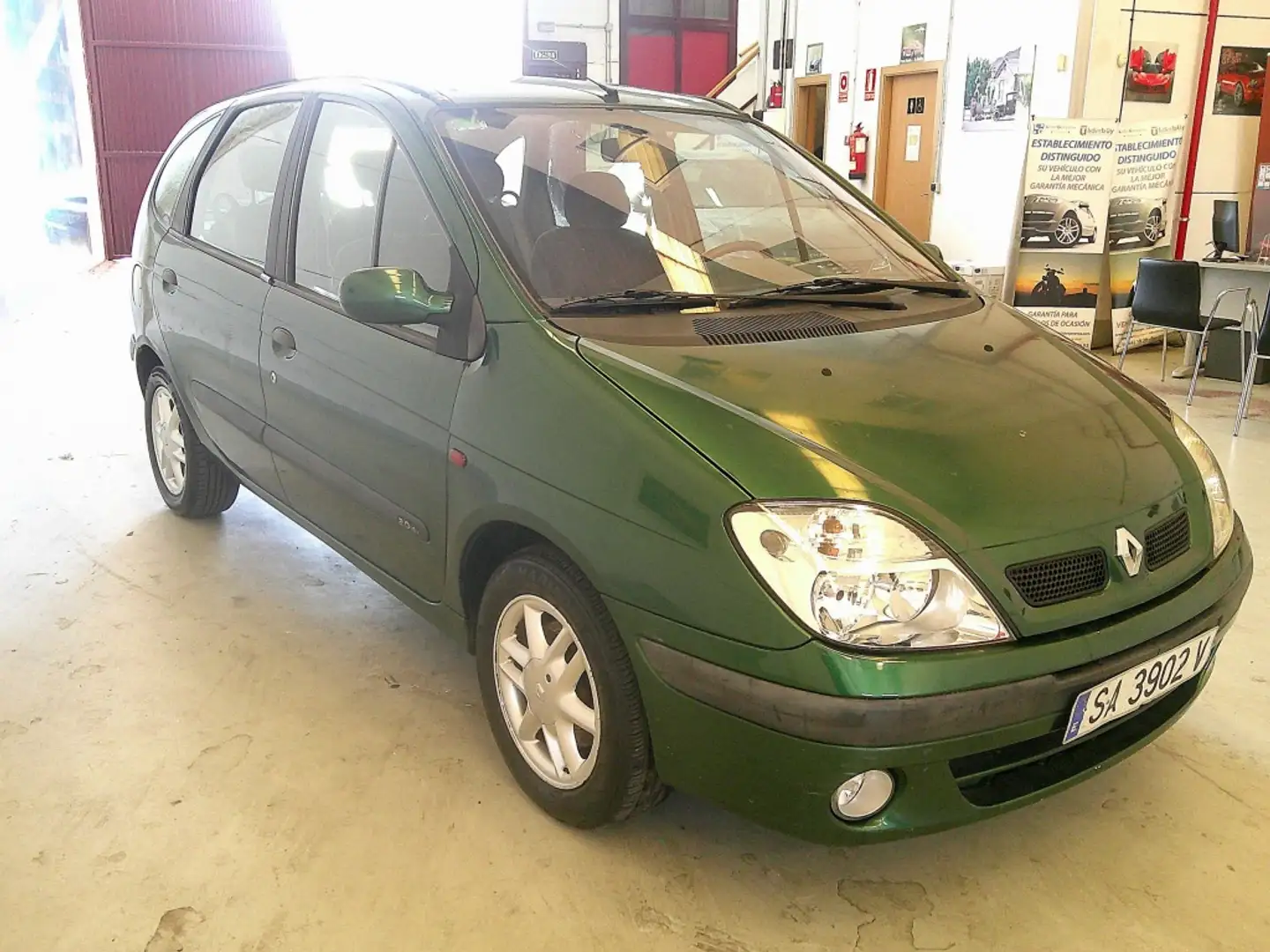 Renault Scenic 2.0 RXi Groen - 2
