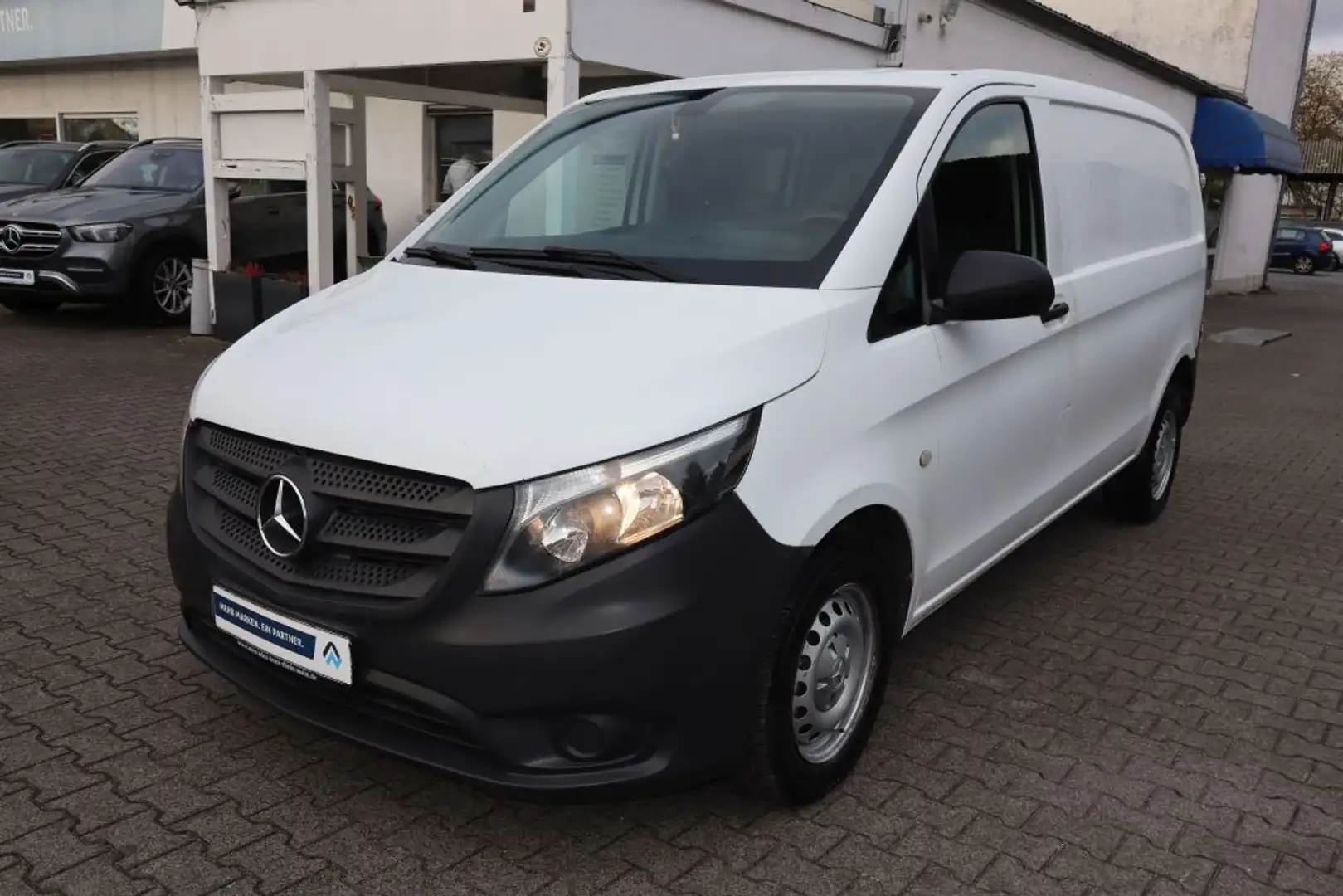 Mercedes-Benz Vito Vito 111 CDI Kompakt|WOMO-ZULASSUNG|AHK|NAVI| - 1