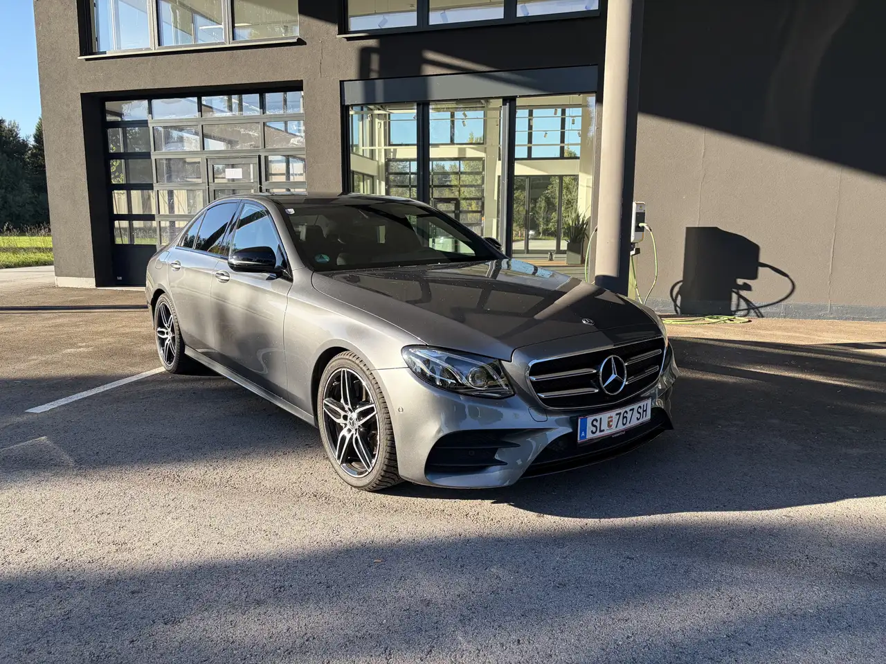 Mercedes-Benz E 200