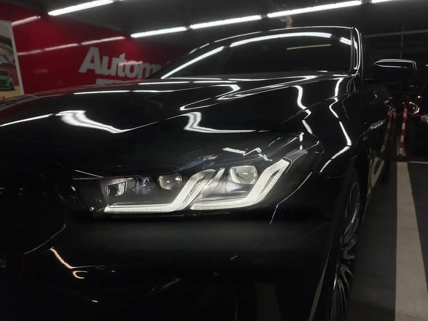BMW 640 640d xDrive Gran Turismo Aut. Schwarz - 2