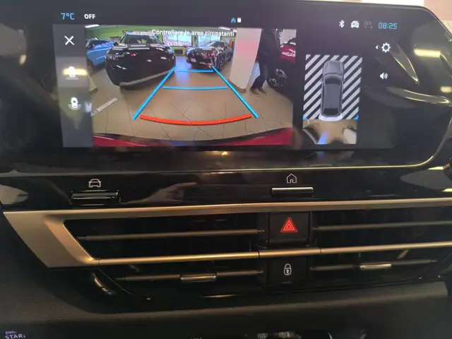 Citroen C4 view 17