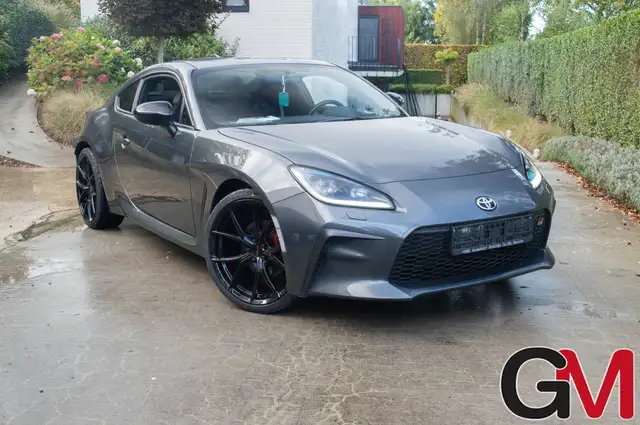 Toyota GR86 GR86 2.4i Boxer Sport 19" wheels