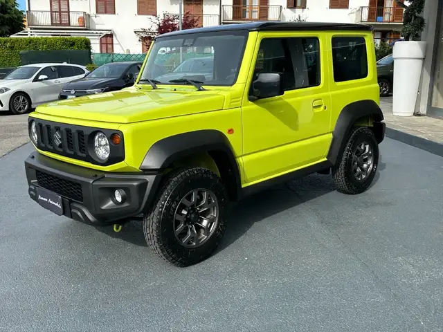 Suzuki Jimny view 3