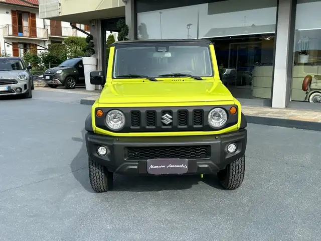 Suzuki Jimny view 2