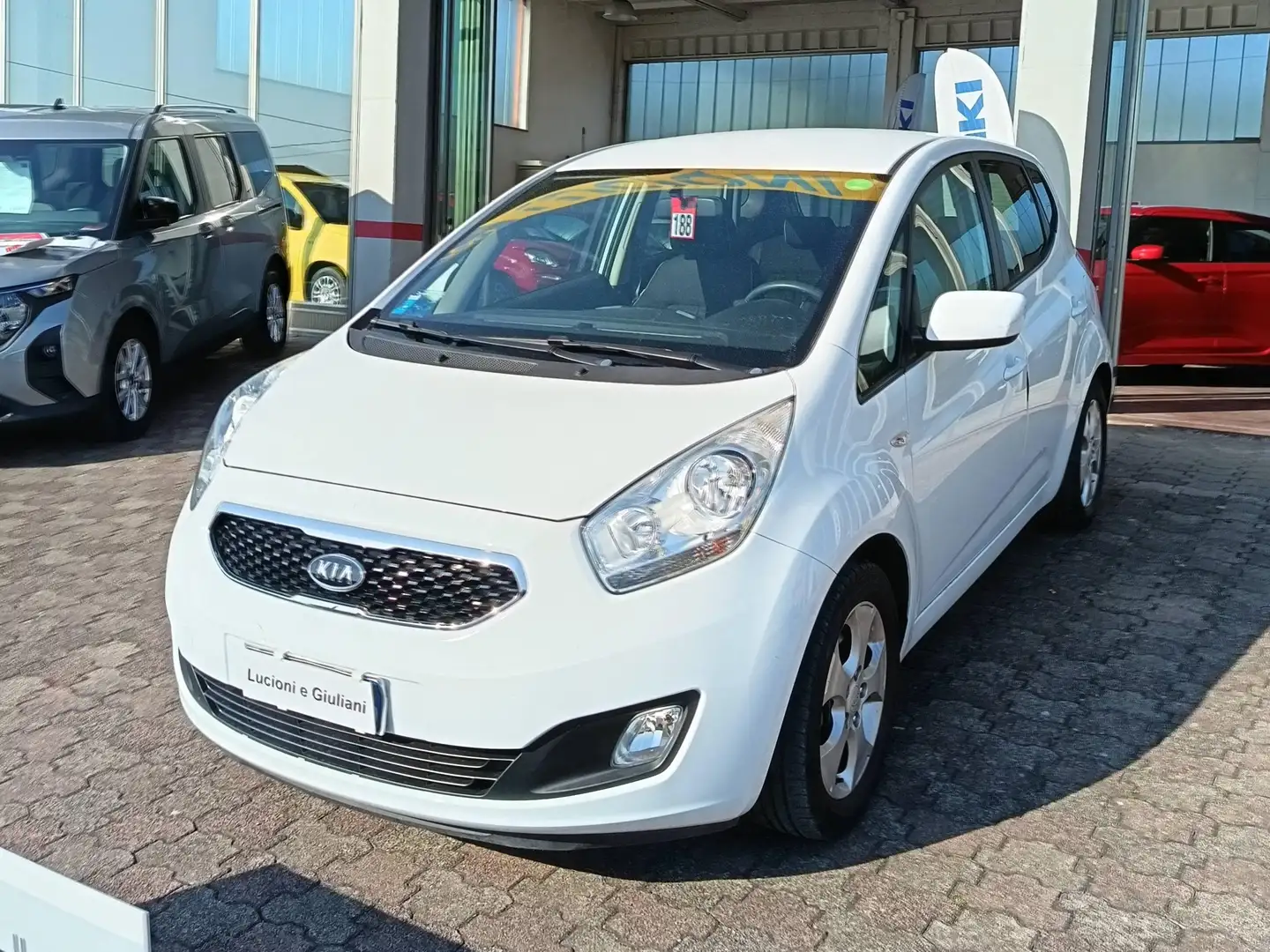 Kia Venga Venga 1.4 crdi Active (wgt EX) 90cv Weiß - 2