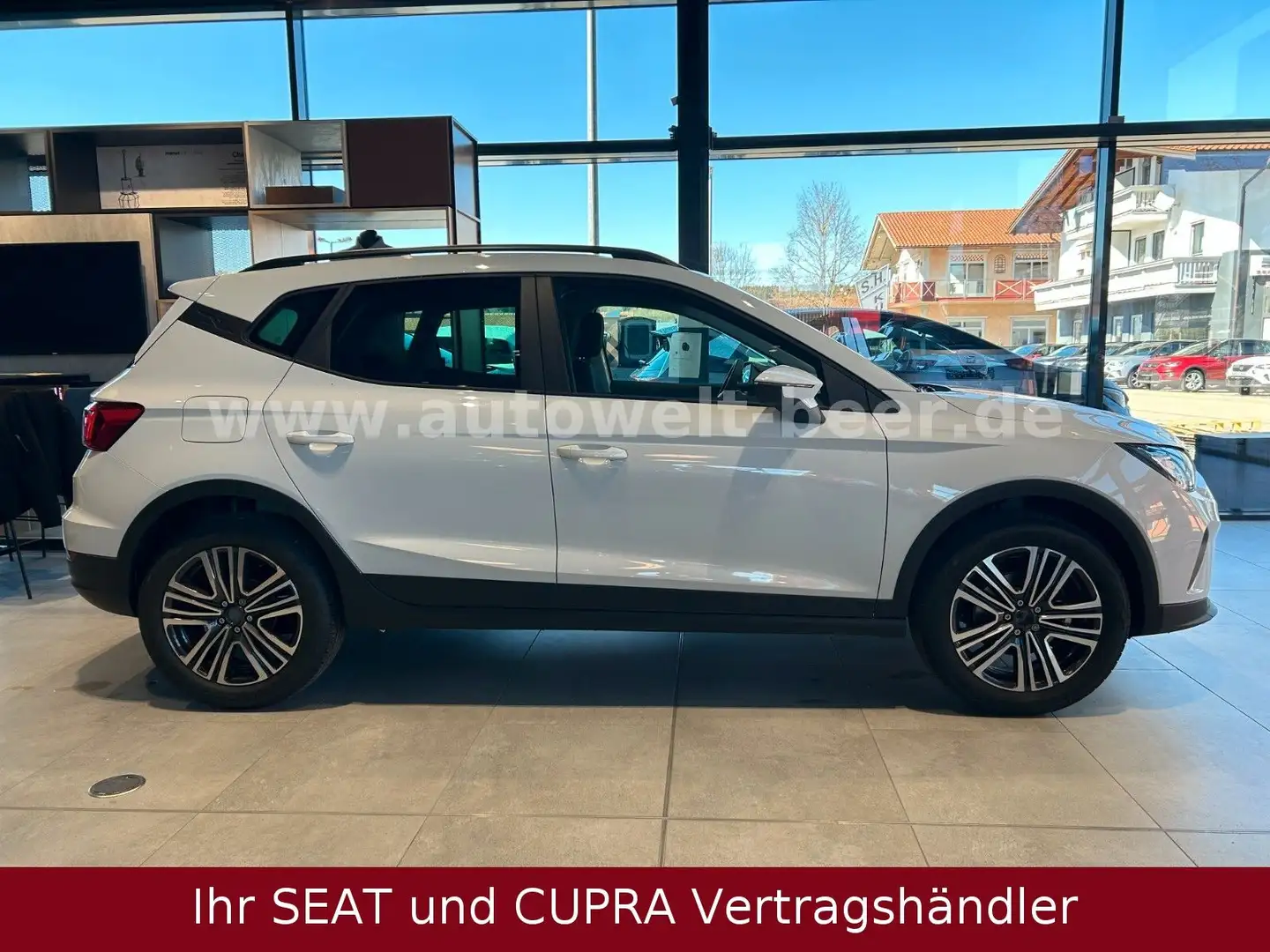 SEAT Arona Style Ed. 1.0 TSI 116PS 6-Gang *NAV*FULL L Wit - 2
